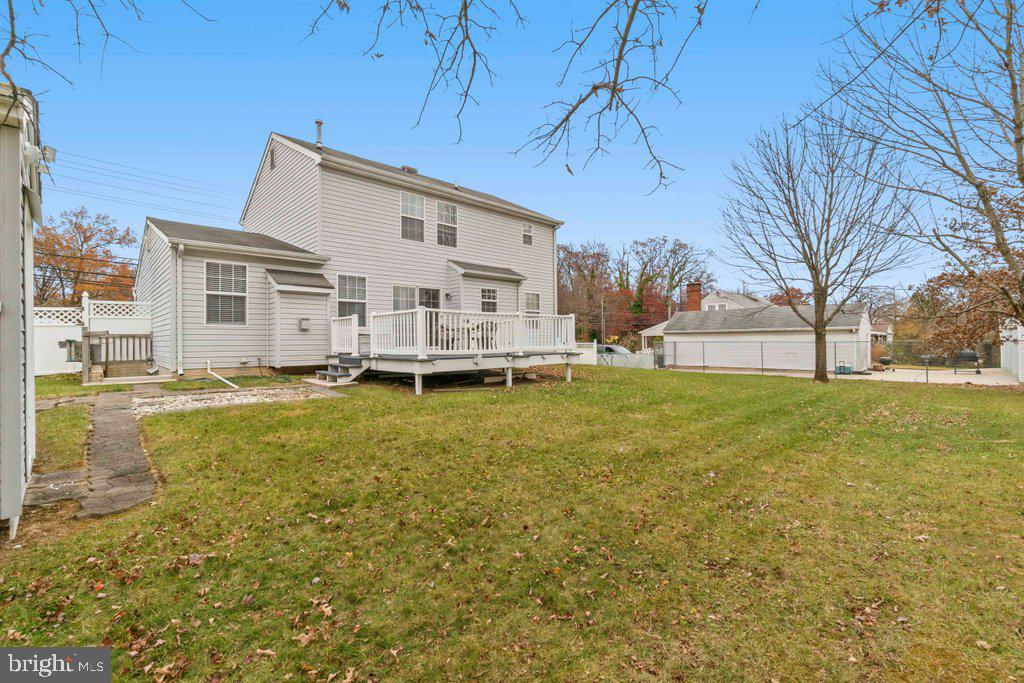 SPRINGS AT PERRY HALL - Residential