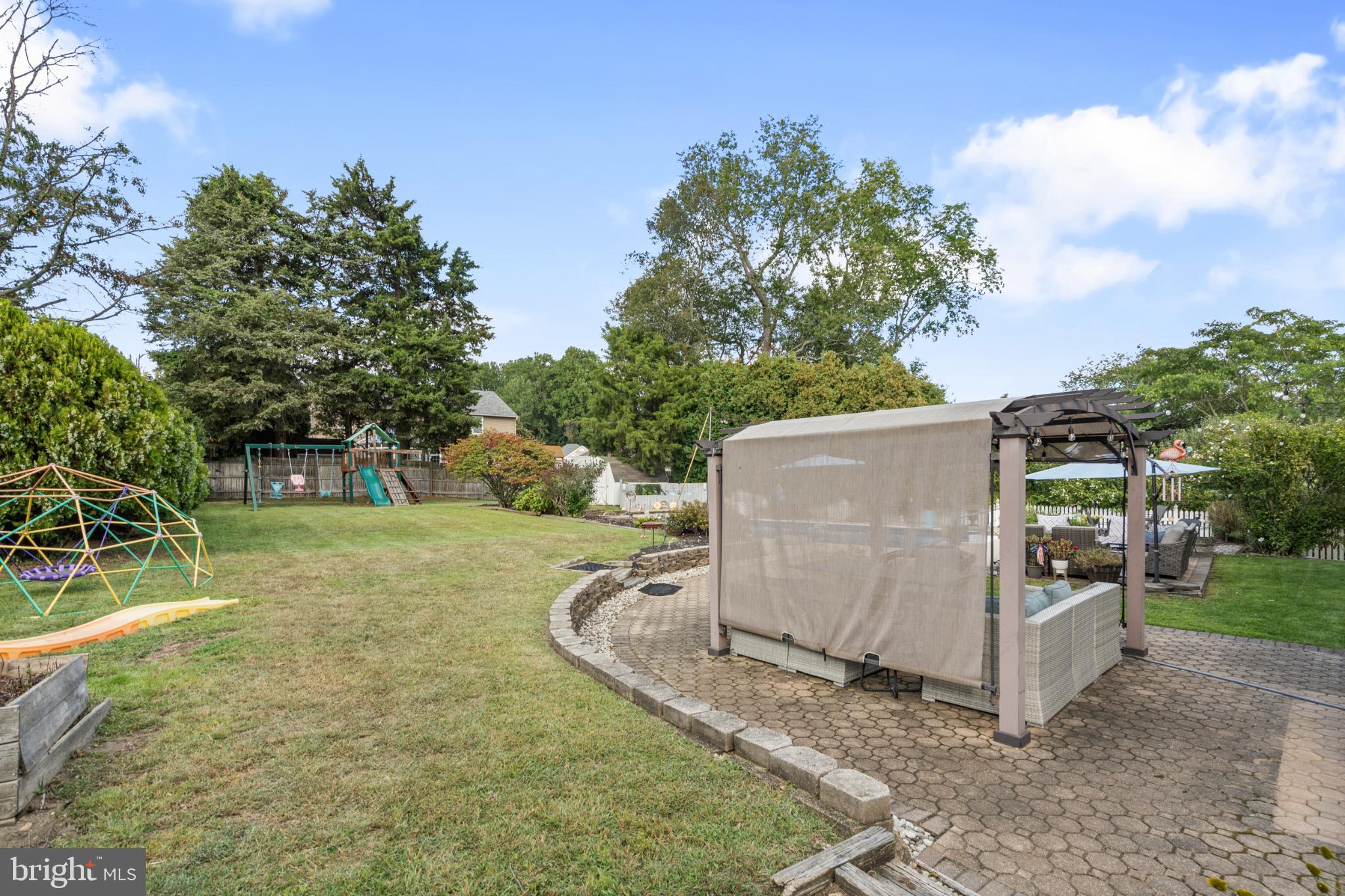 37 E CRIMSON COURT E