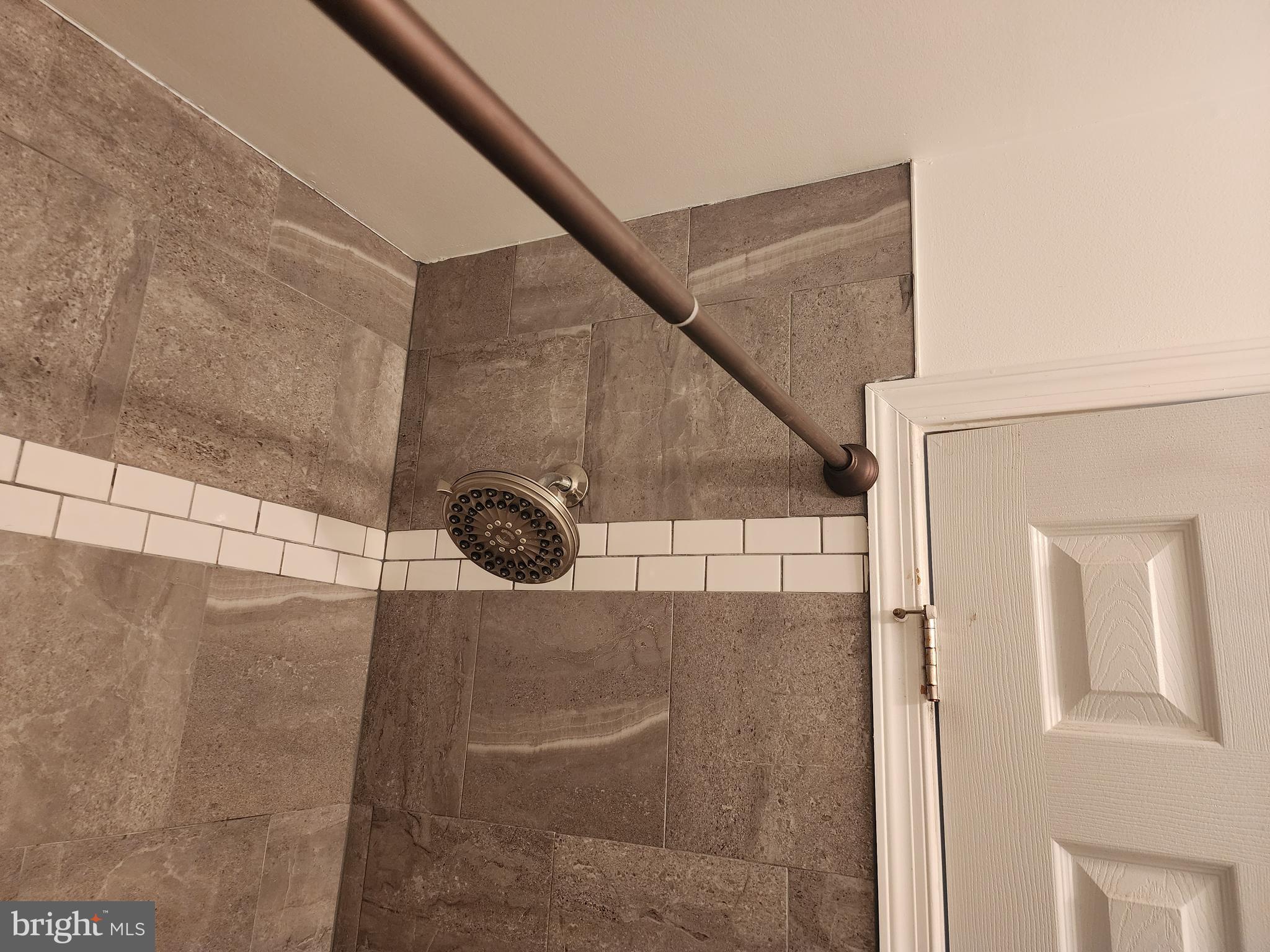 MADISON RIDGE - Residential Lease