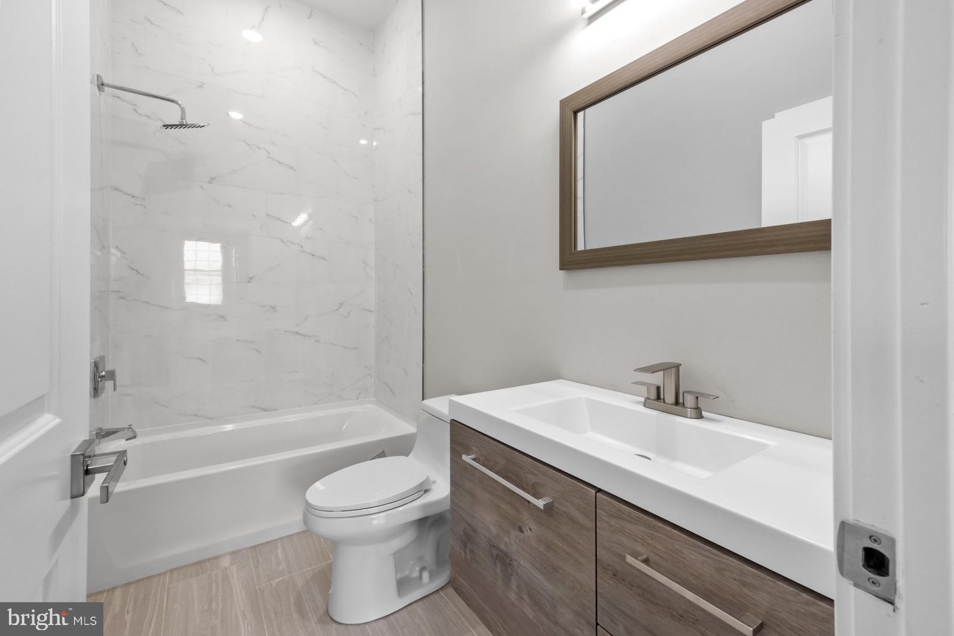 BRISTOL - Residential