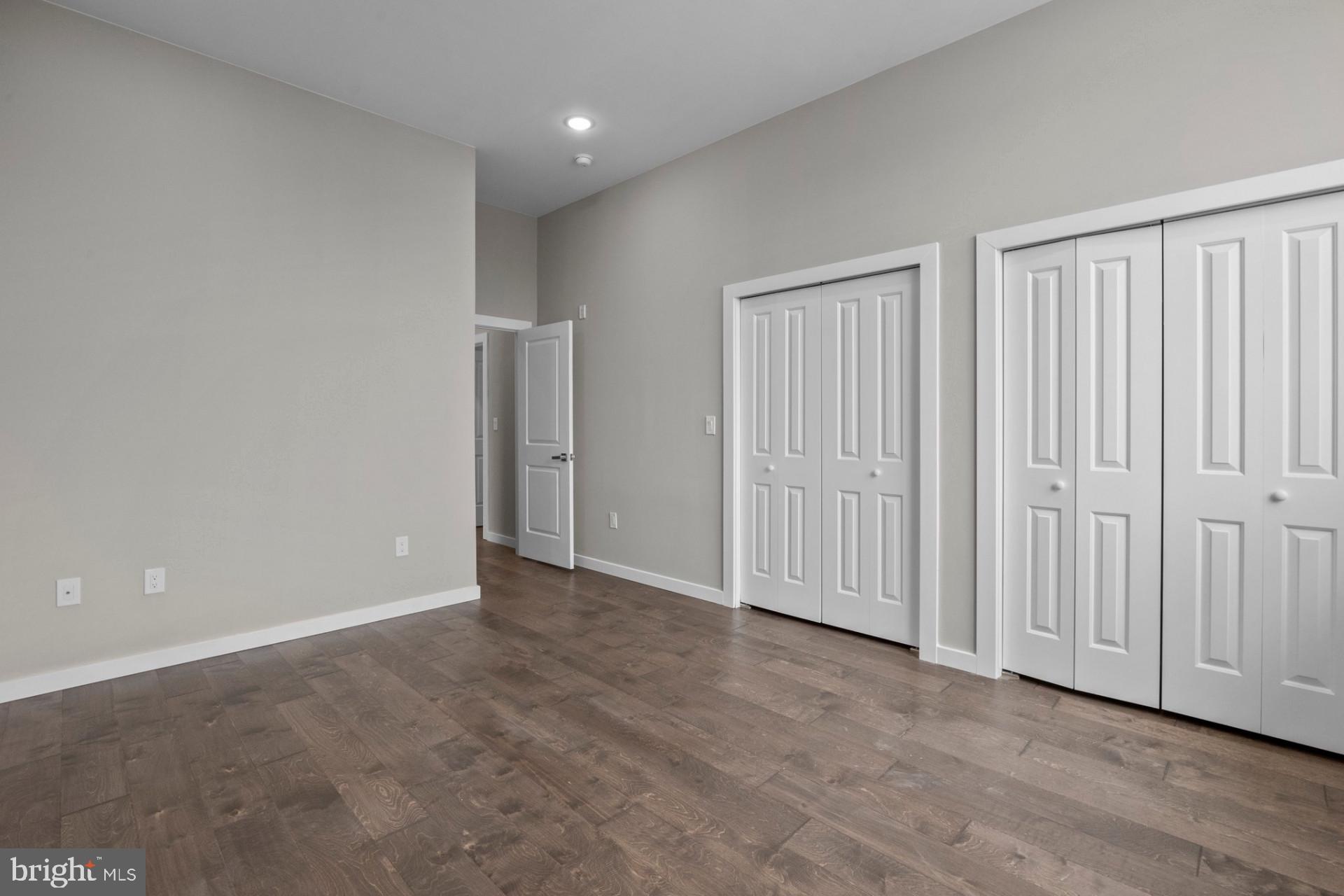 BRISTOL - Residential