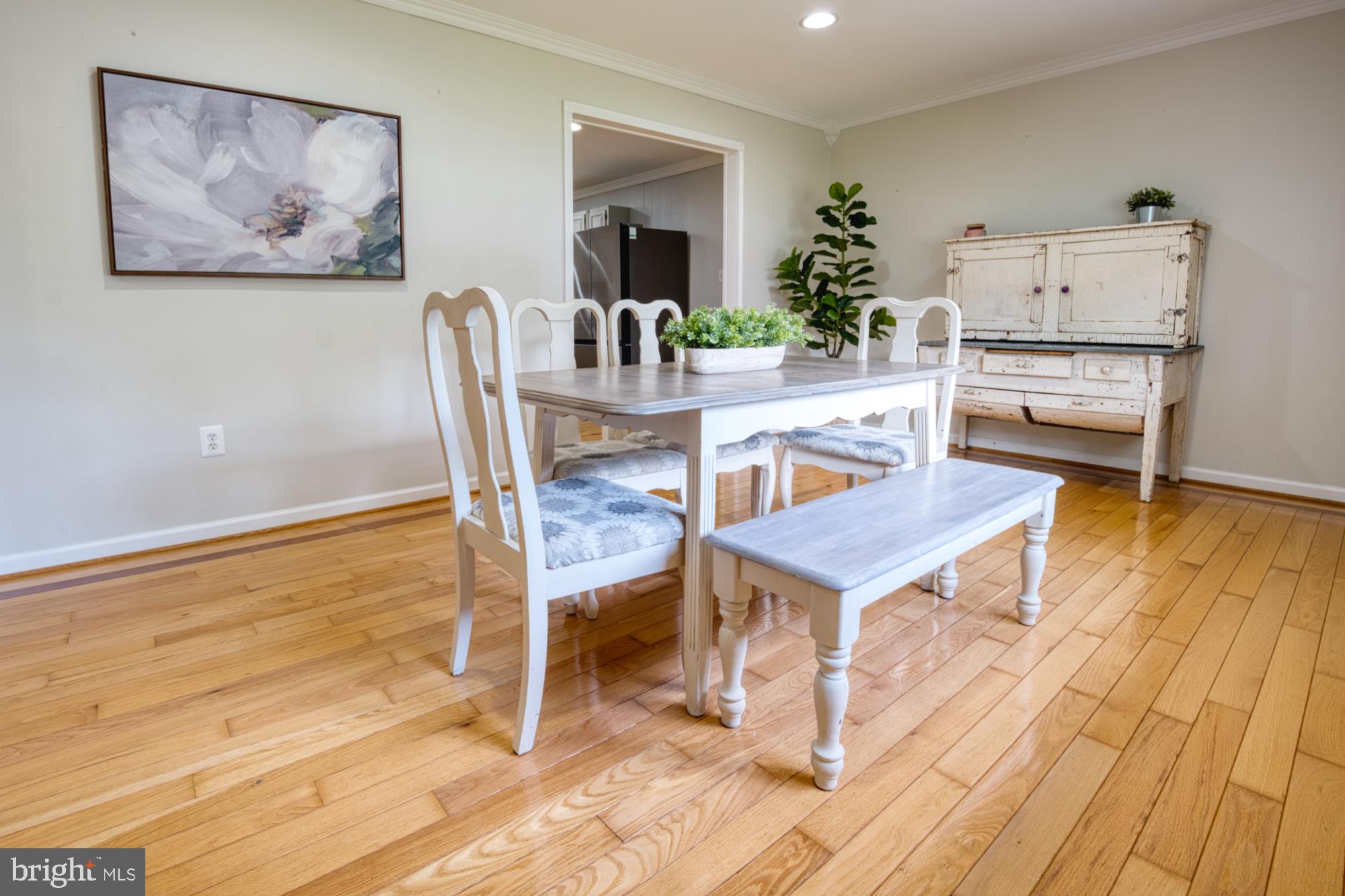 203 ANCHOR LANE