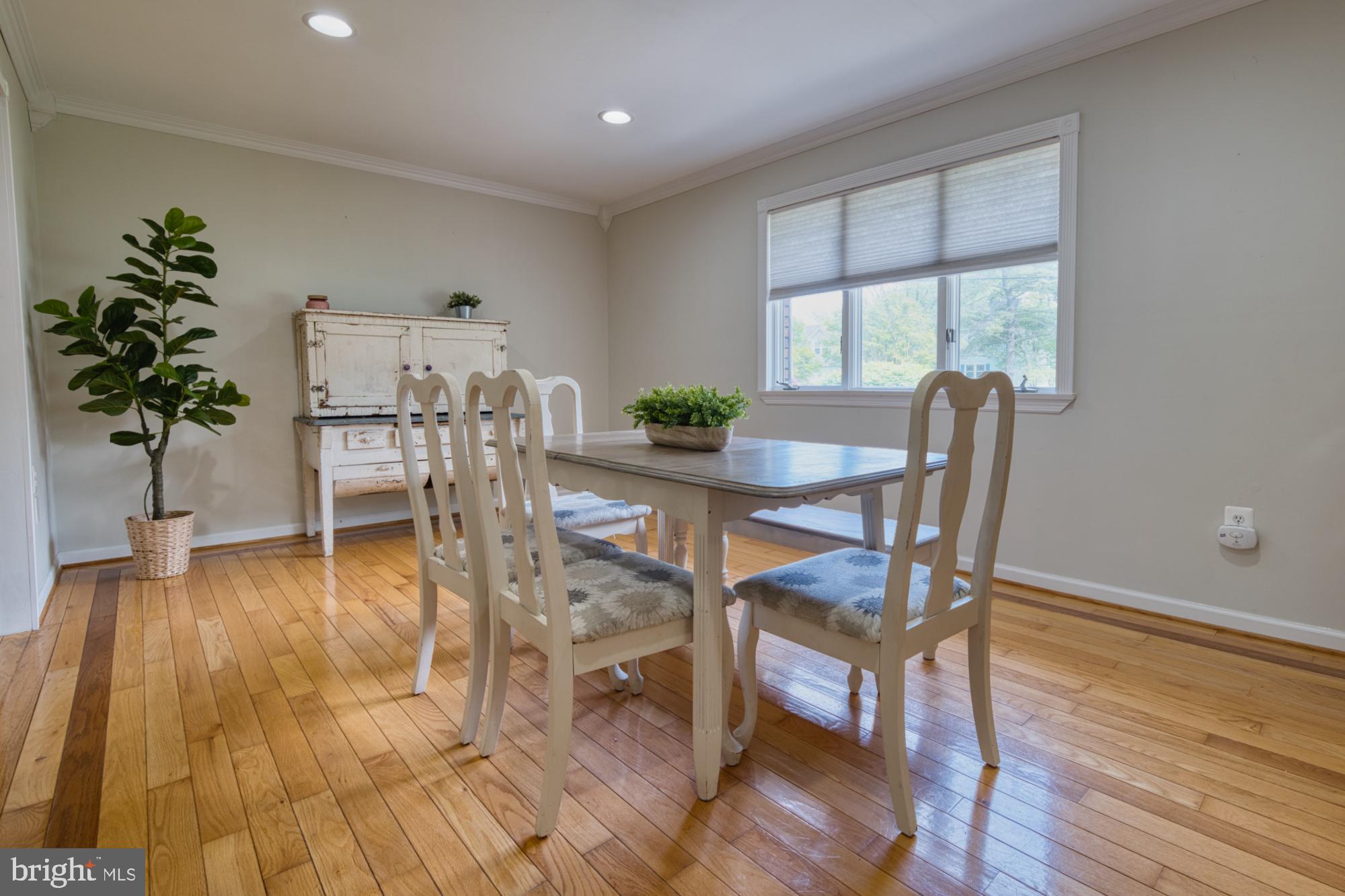 203 ANCHOR LANE