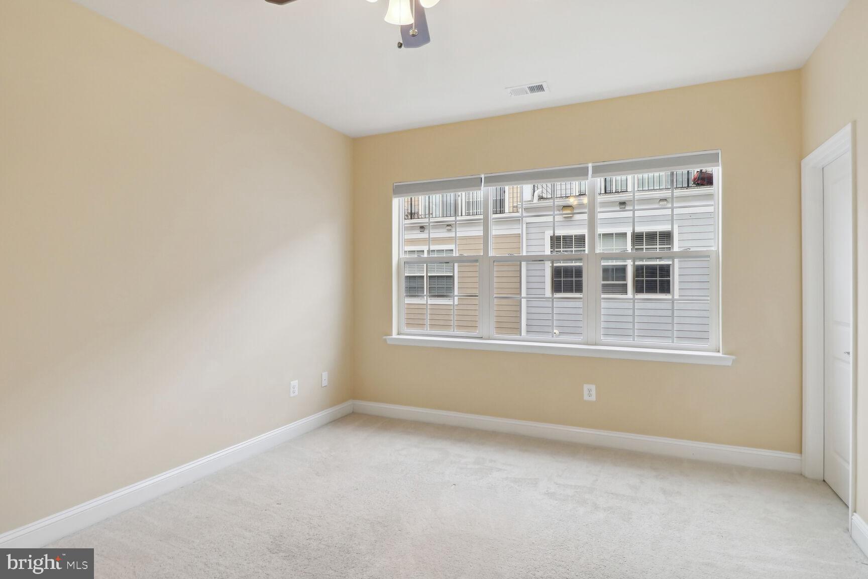 TOWSON GREEN - Residential Lease