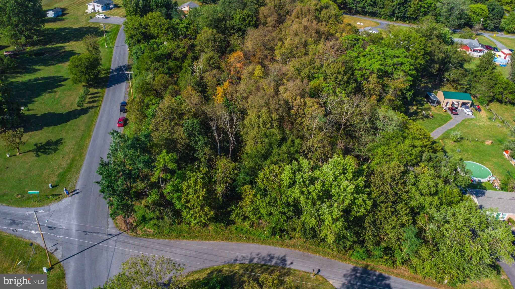 POTOMAC HEIGHTS - Land