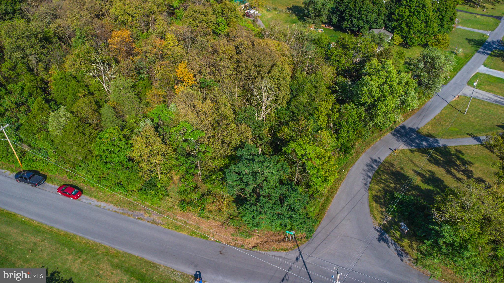 POTOMAC HEIGHTS - Land