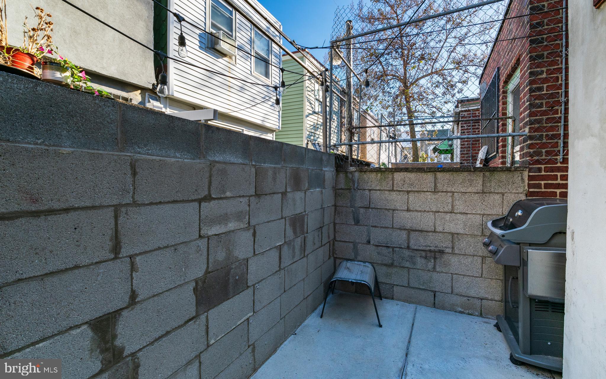 POINT BREEZE - Residential Lease