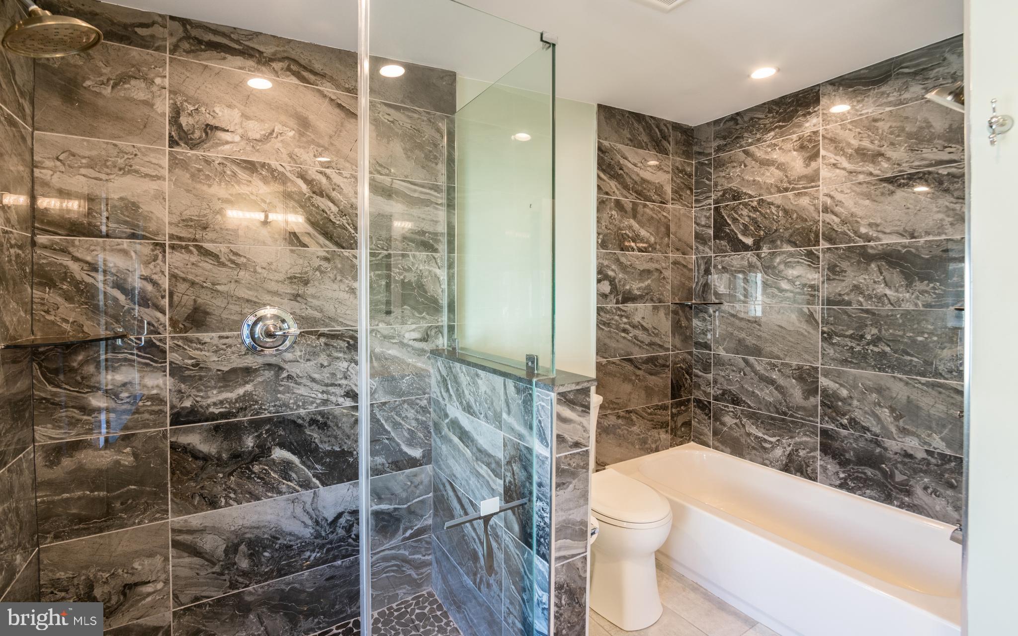 POINT BREEZE - Residential Lease