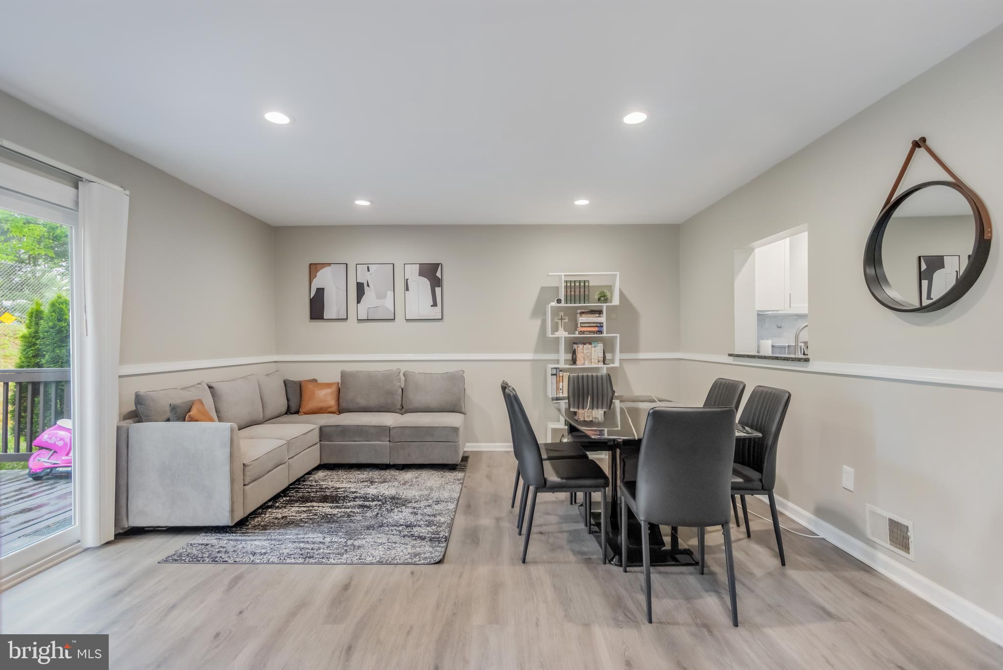 KINGS RANSOM CONDO - Residential