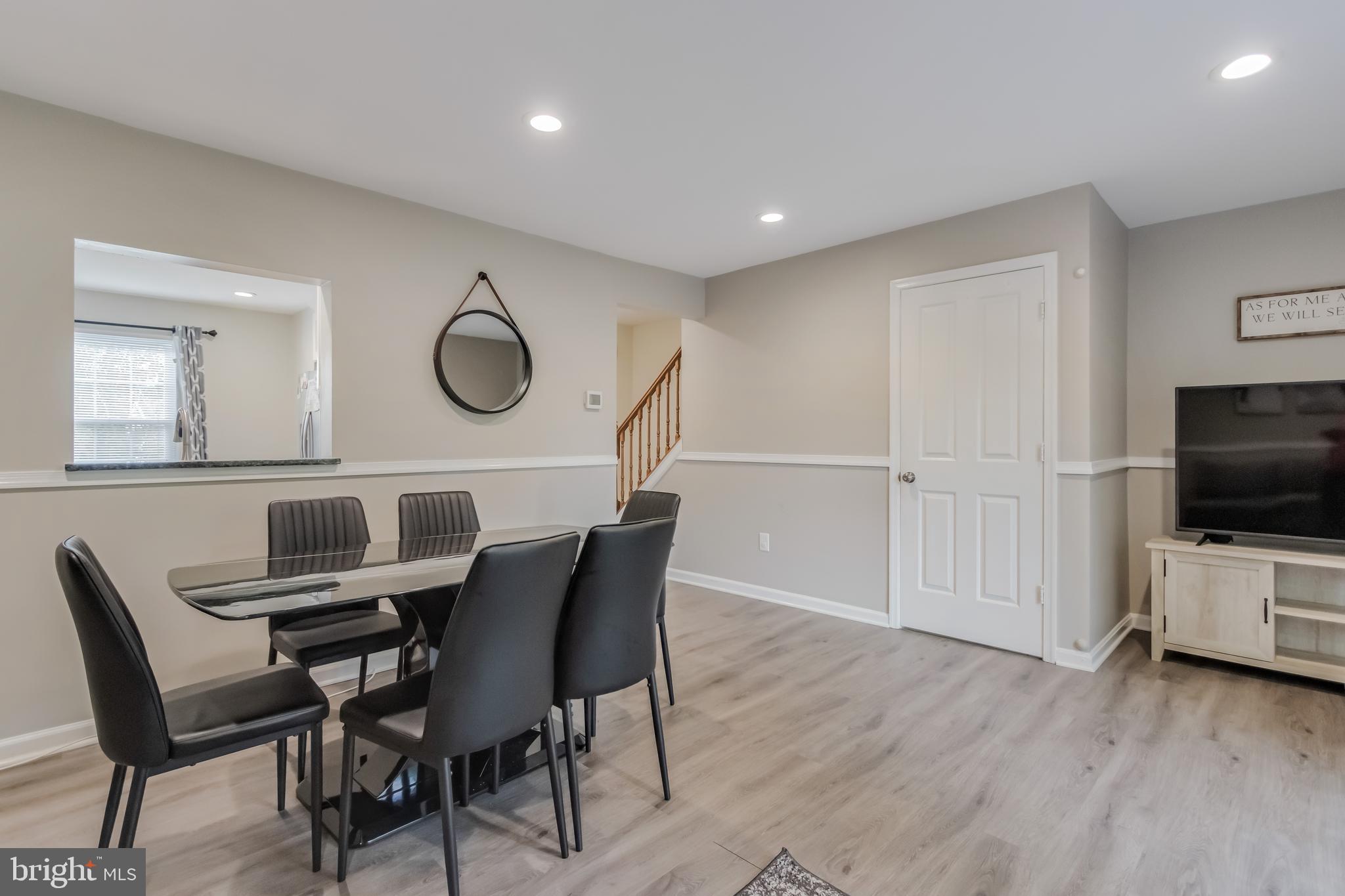 KINGS RANSOM CONDO - Residential