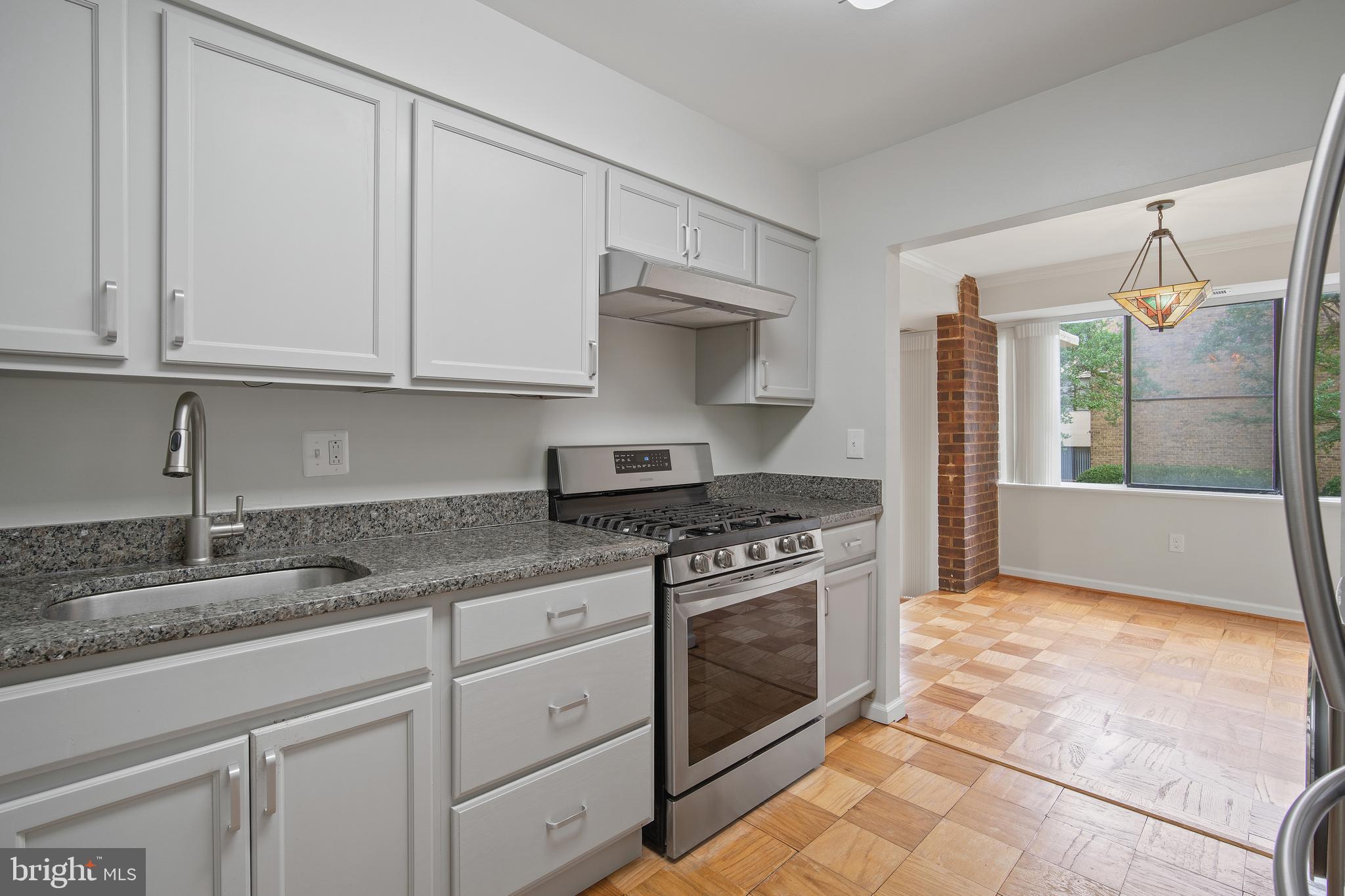 AMERICANA FINMARK - Residential