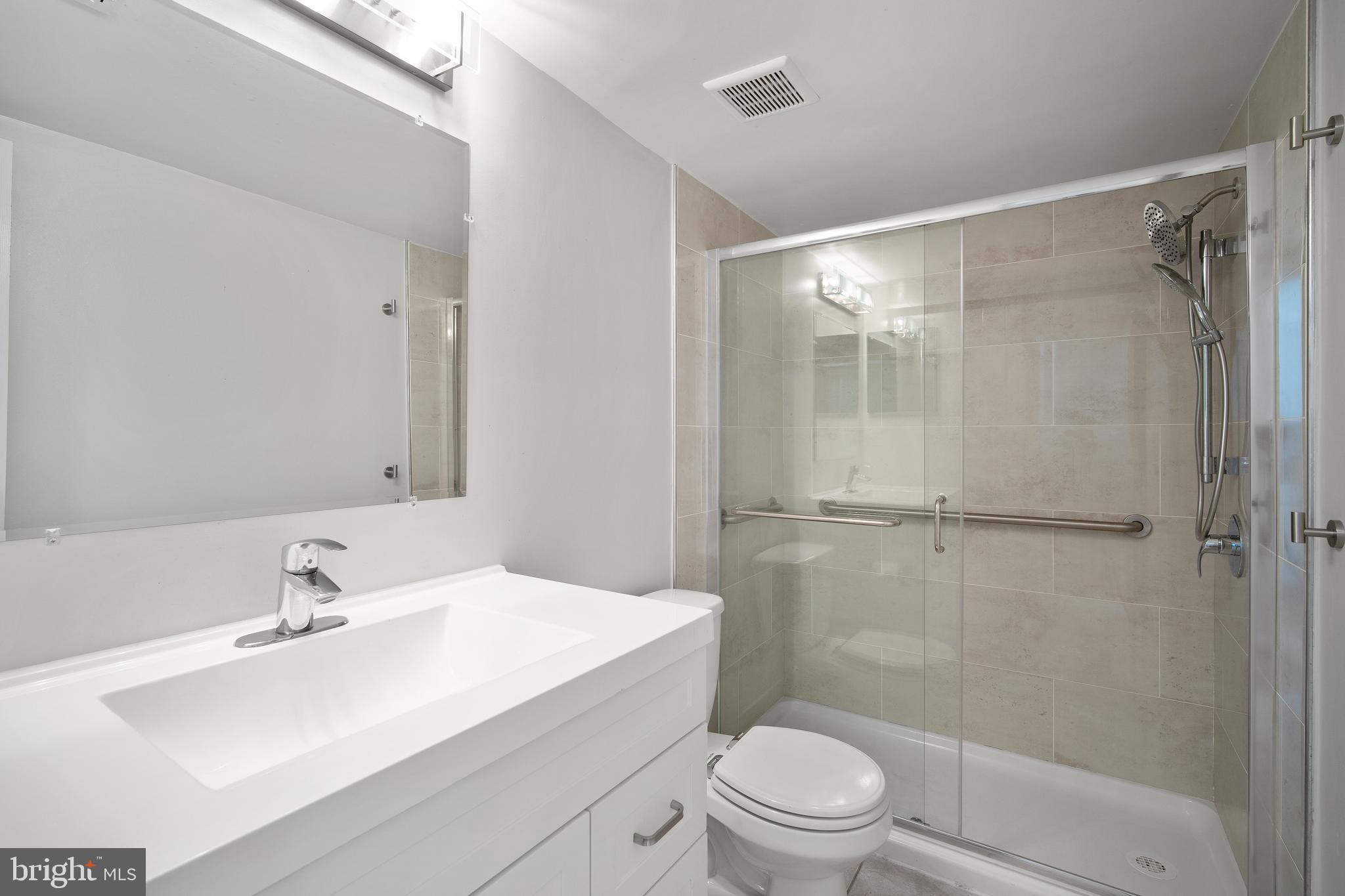 AMERICANA FINMARK - Residential