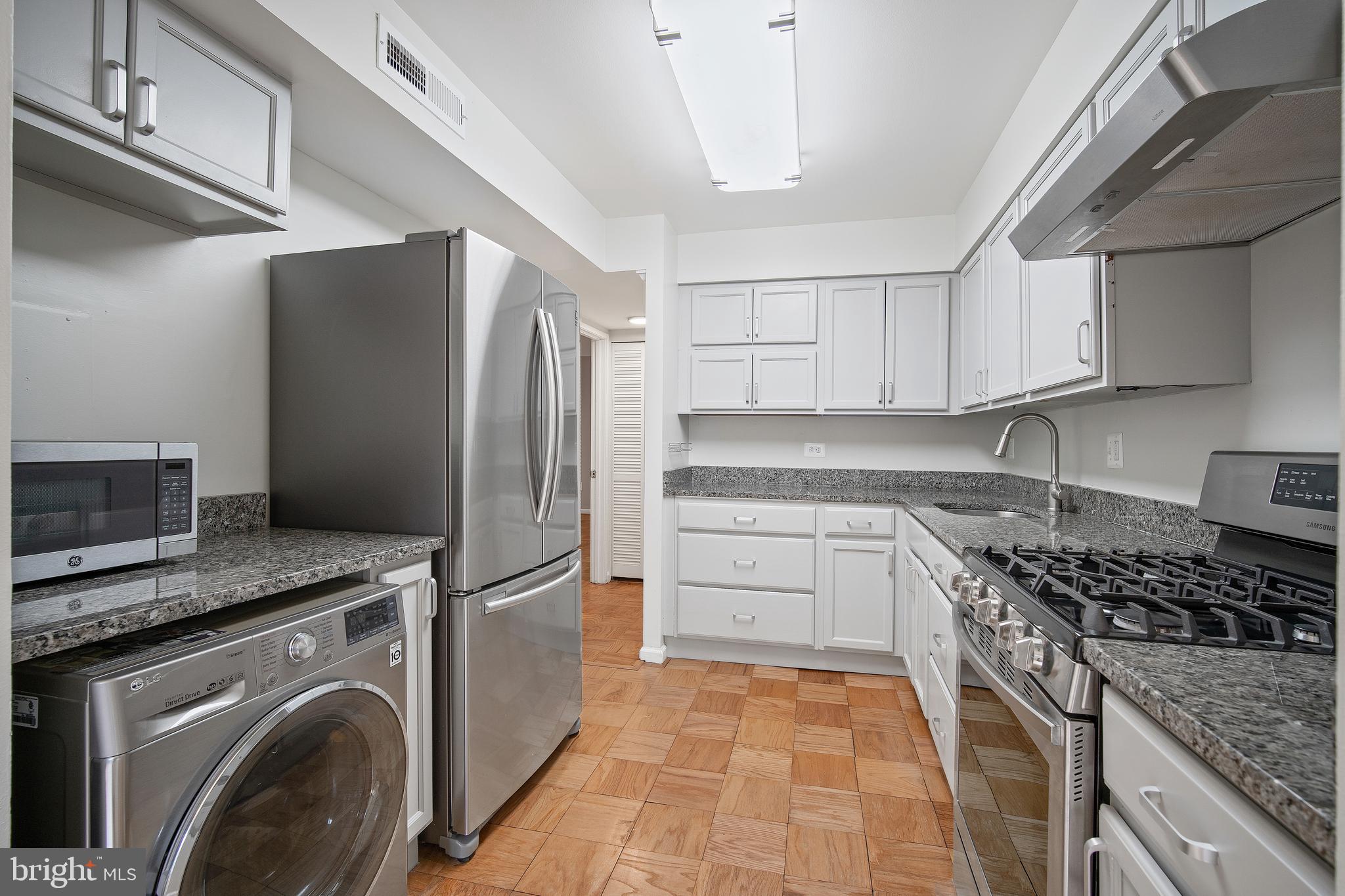 AMERICANA FINMARK - Residential