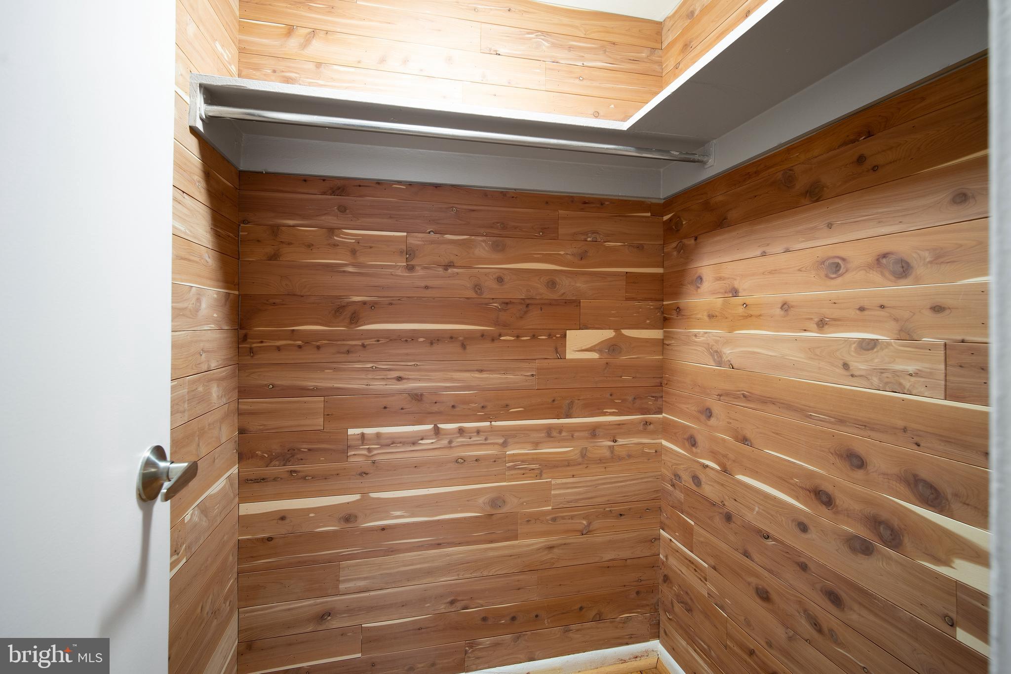 AMERICANA FINMARK - Residential