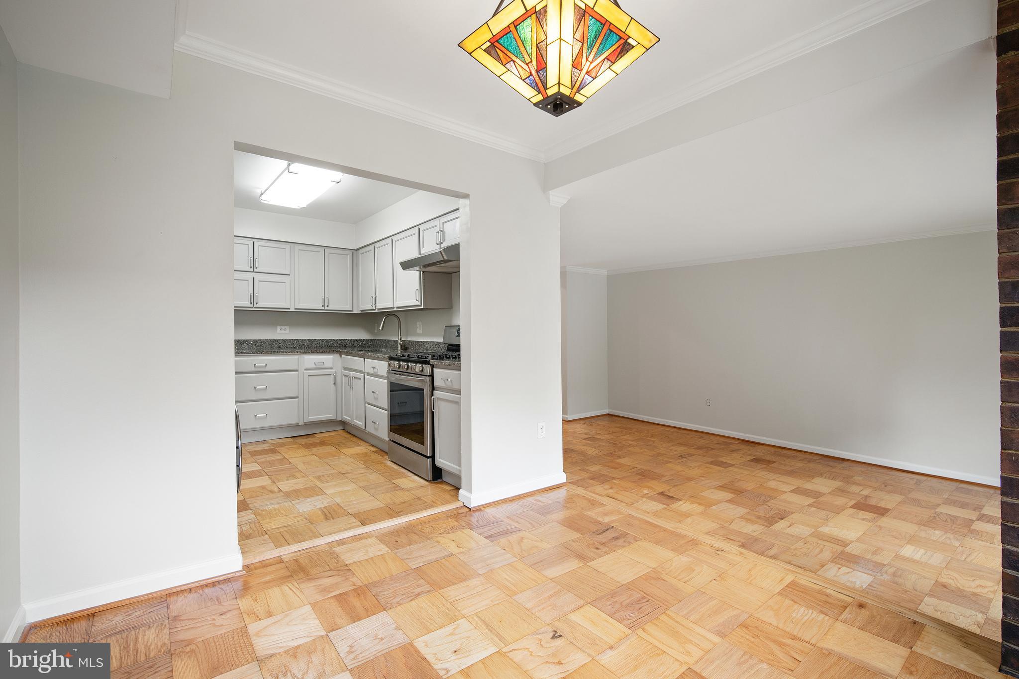 AMERICANA FINMARK - Residential