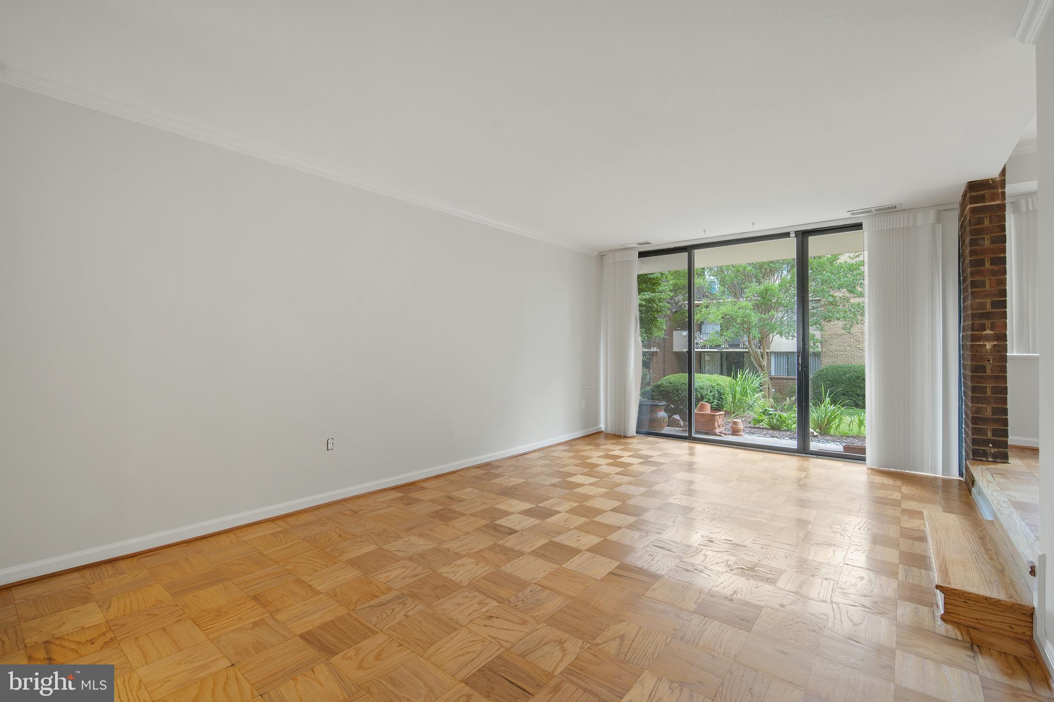 AMERICANA FINMARK - Residential