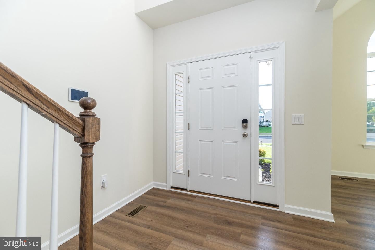 1092 MEADOWVIEW DRIVE CV 24