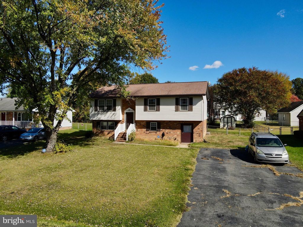 Photo of 11807 Roosevelt Road, FREDERICKSBURG, VA 22407 (MLS # VASP2037244)