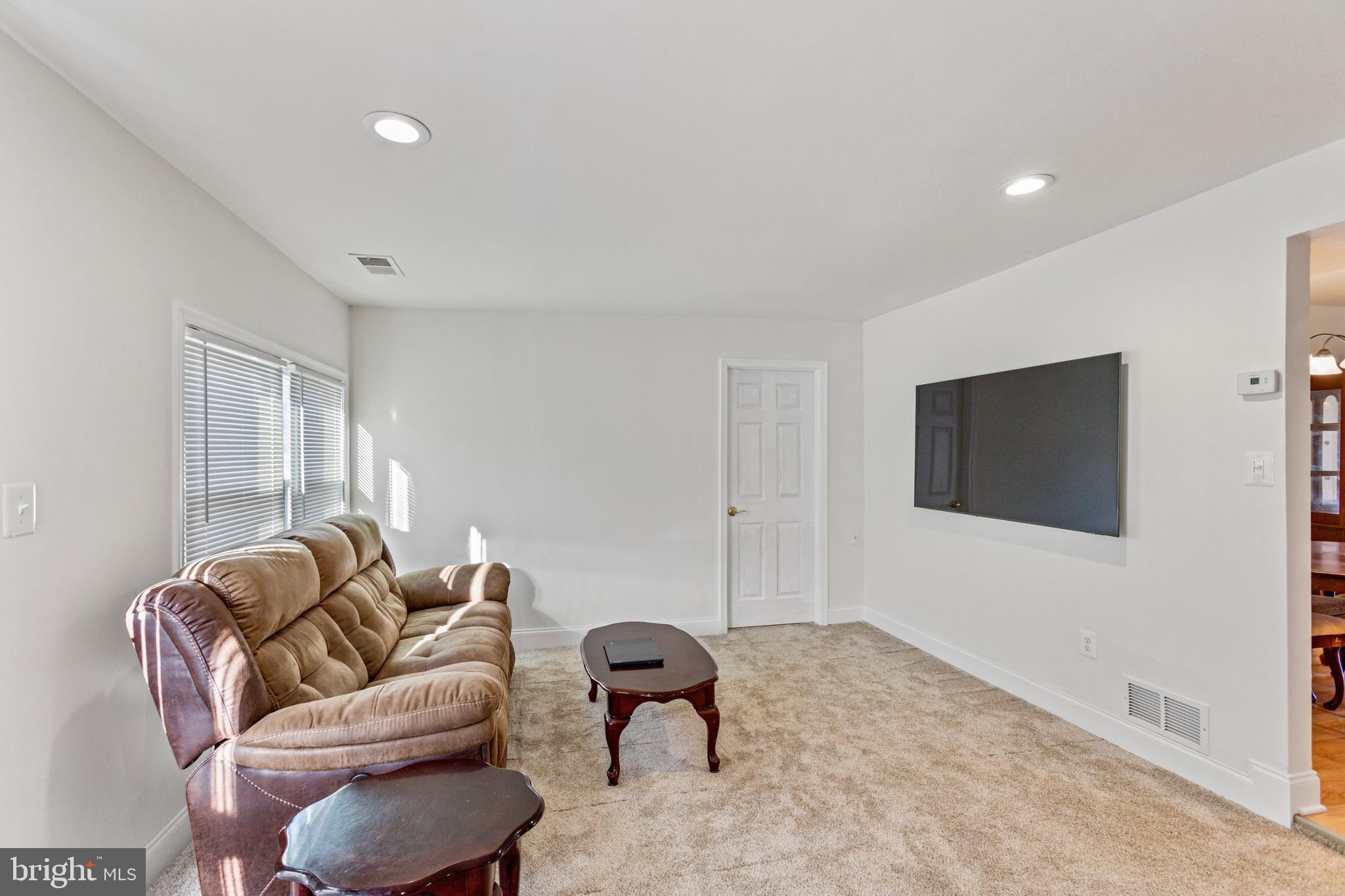 BRISTOW - Residential