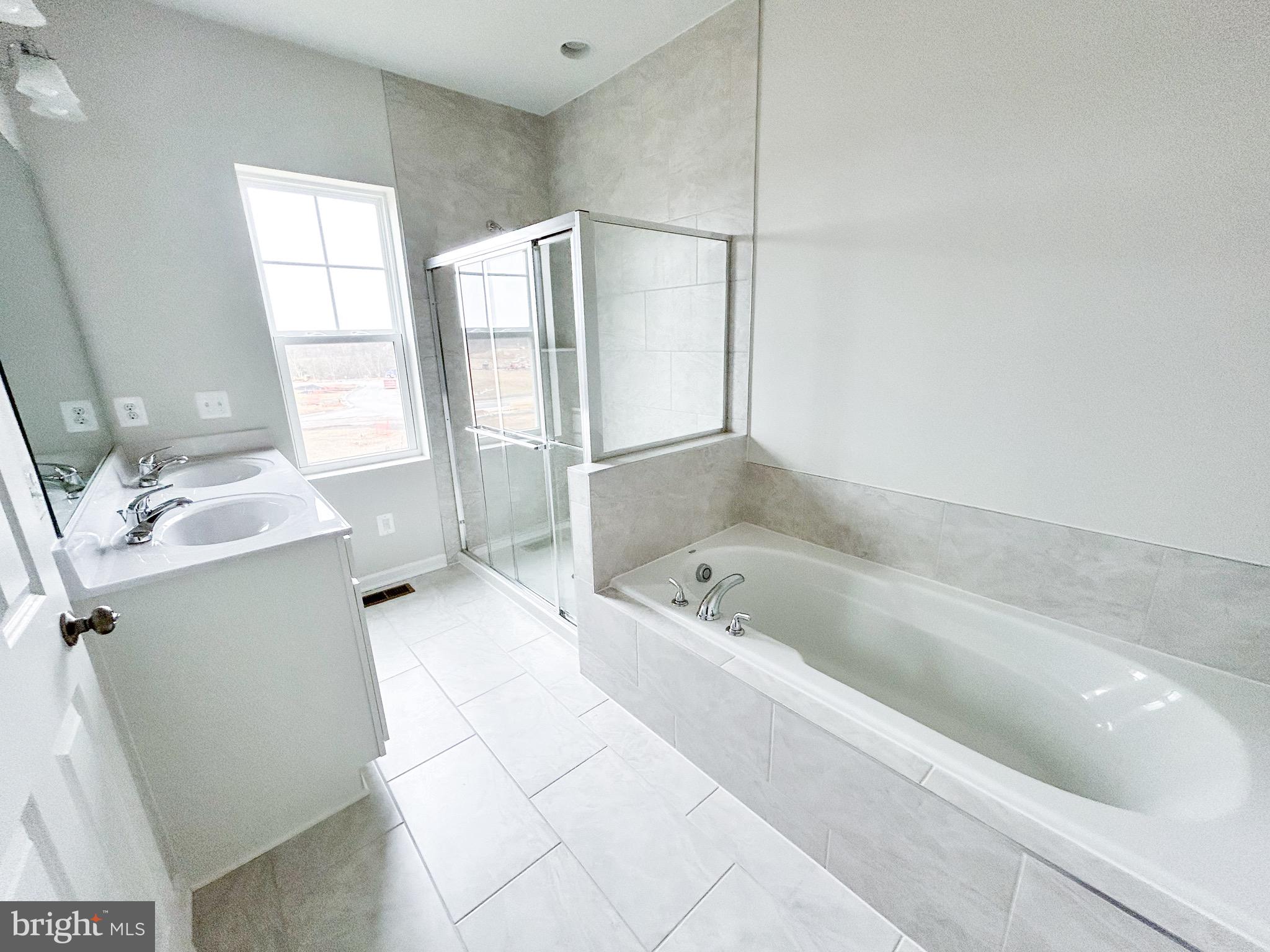 SNOWDEN BRIDGE - Residential