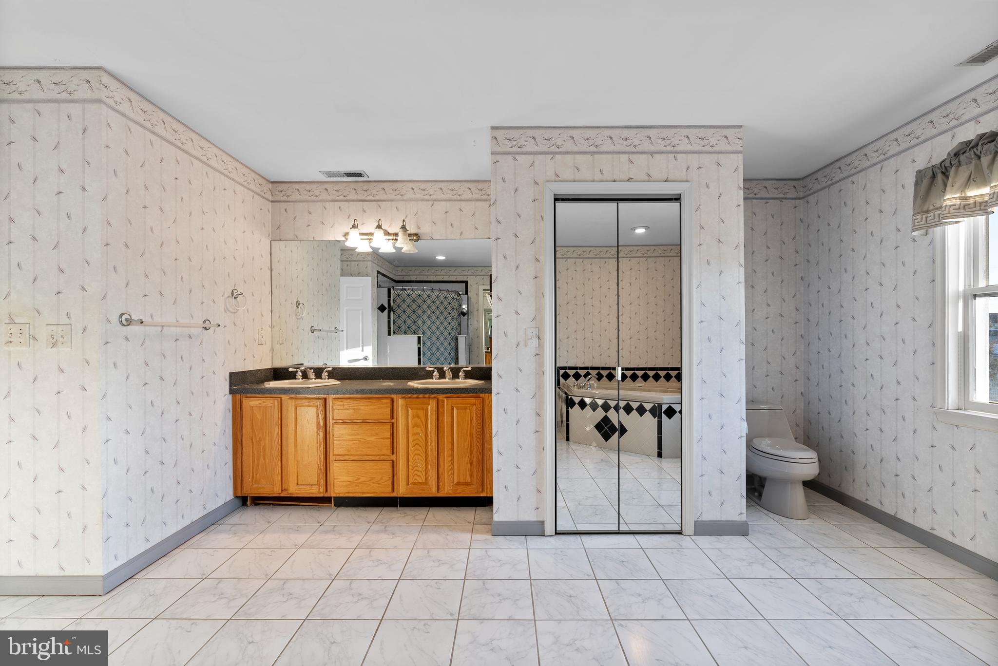 NEPTUNE DEVELOPMENT - Residential