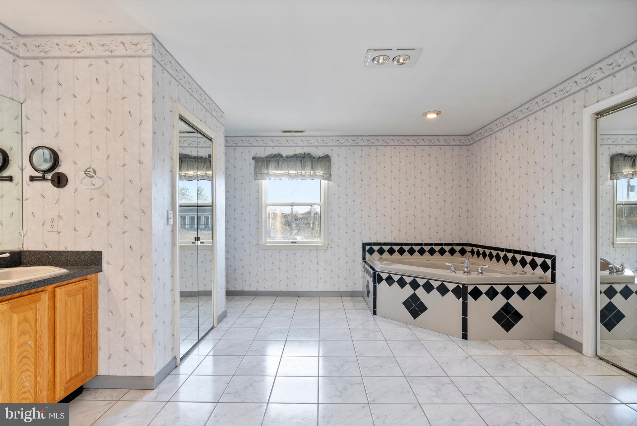 NEPTUNE DEVELOPMENT - Residential