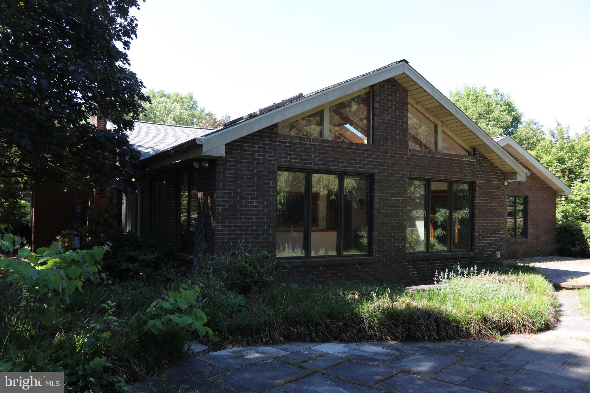 ANDORICK ACRES - Residential Lease