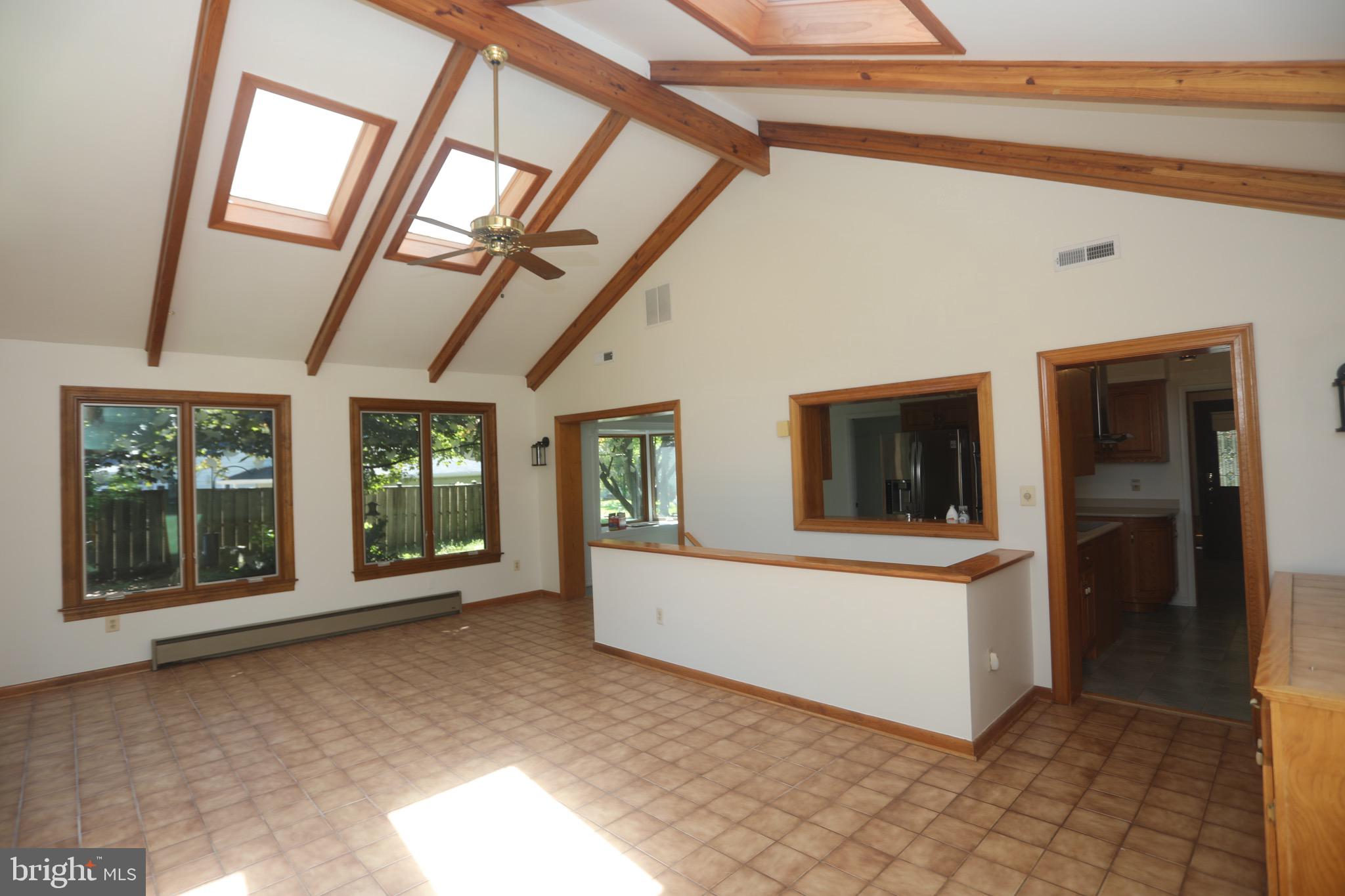 ANDORICK ACRES - Residential Lease