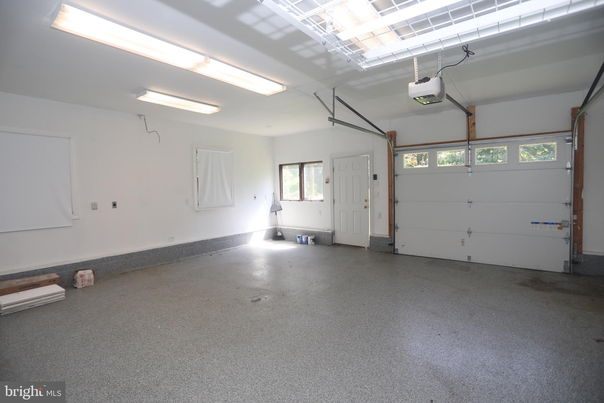 ANDORICK ACRES - Residential Lease