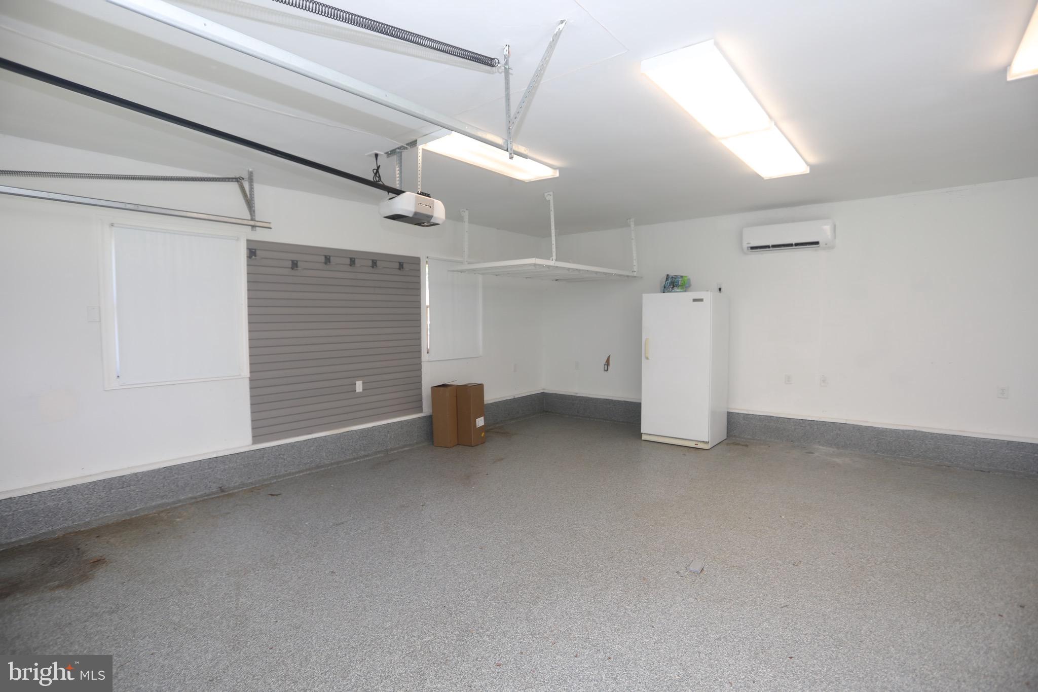 ANDORICK ACRES - Residential Lease