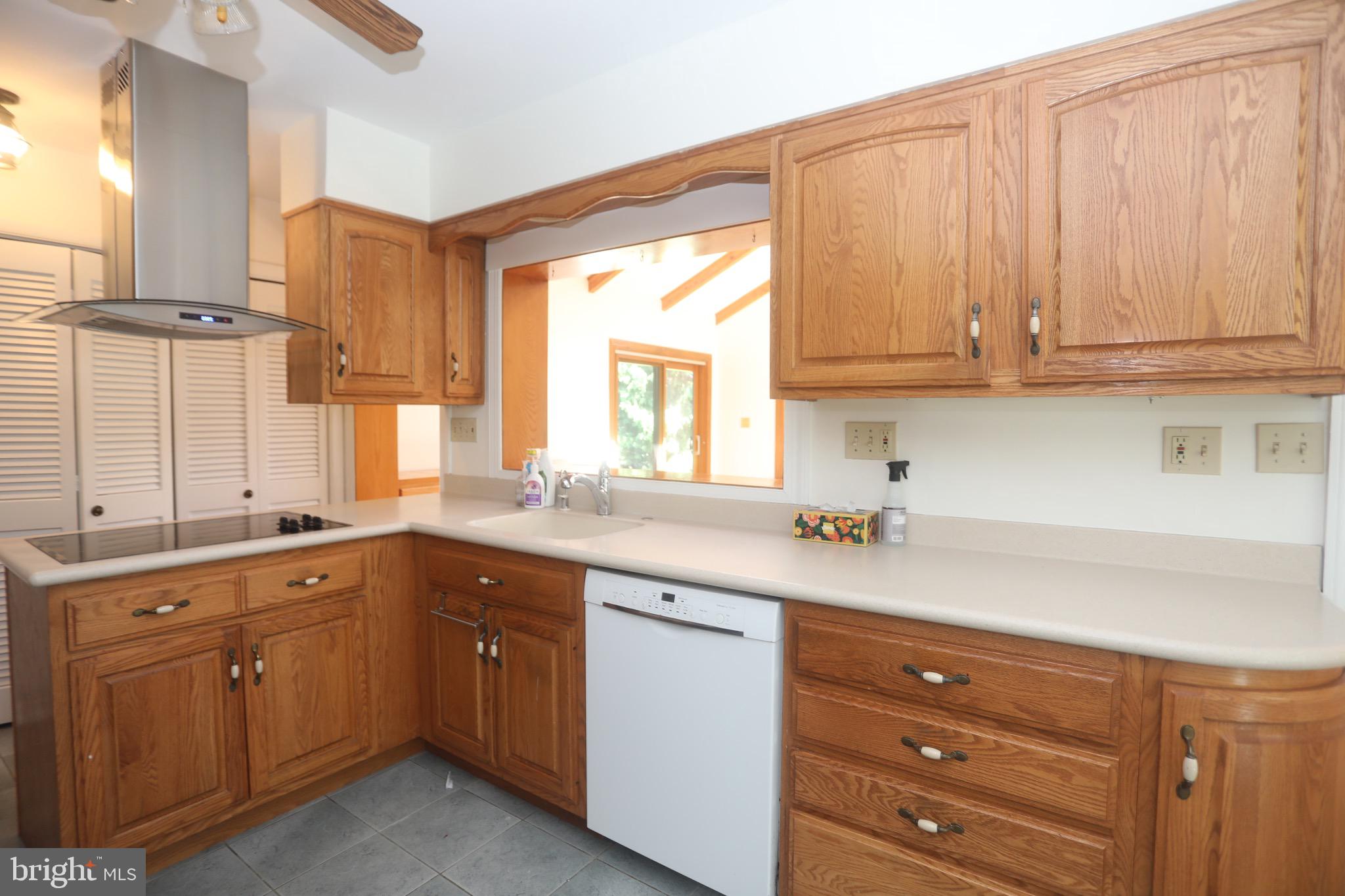 ANDORICK ACRES - Residential Lease