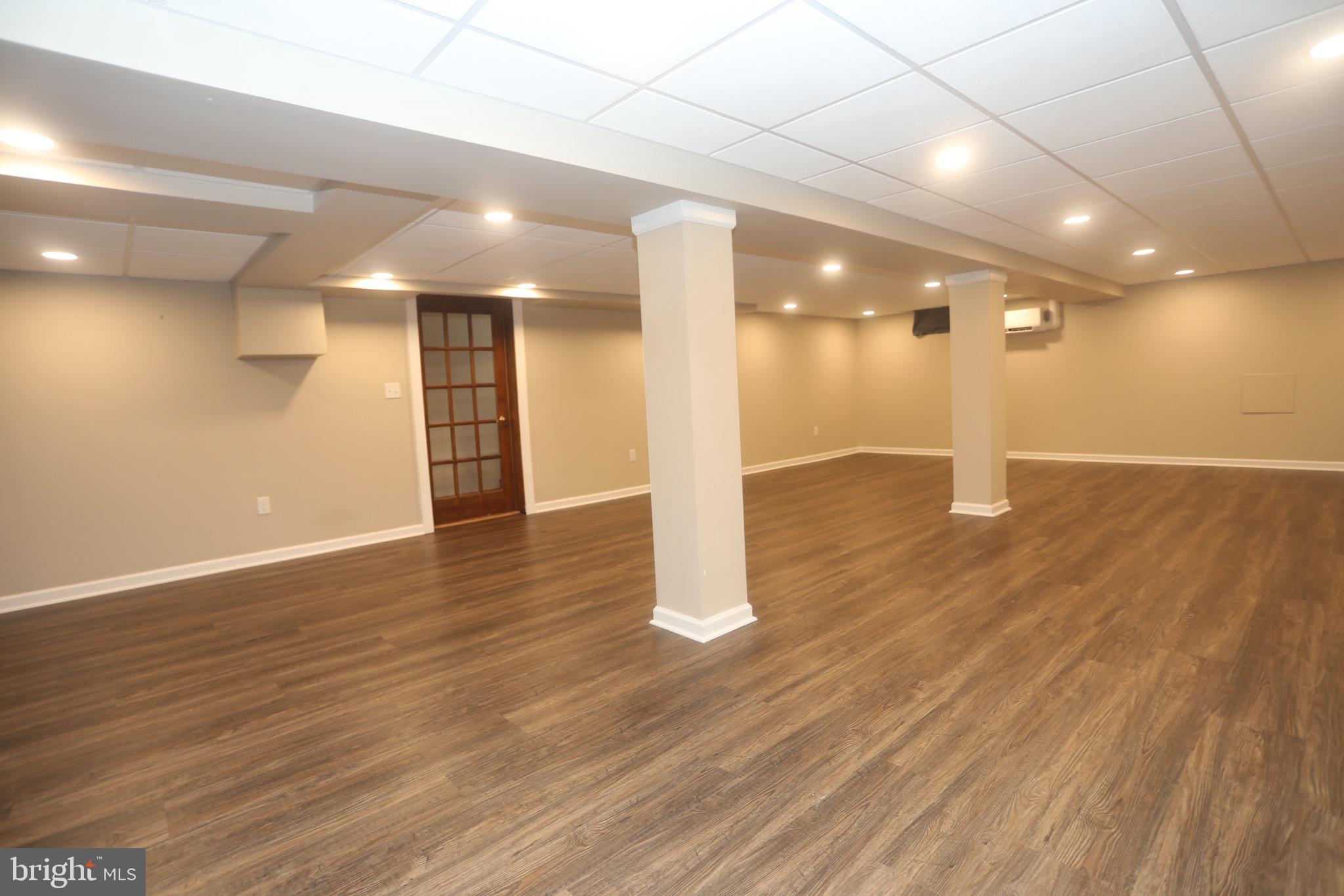 ANDORICK ACRES - Residential Lease