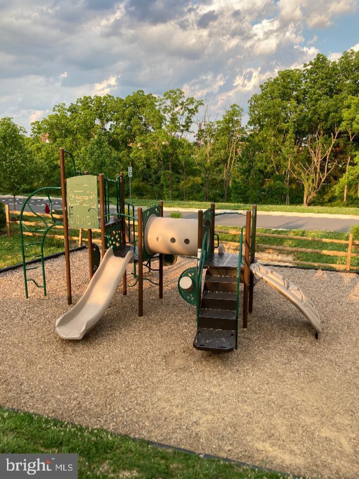 PARKSIDE AT WARFIELD - Residential Lease