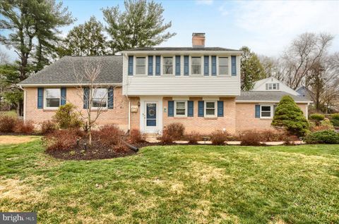 409 BLACKLATCH LANE CAMP HILL PA 17011