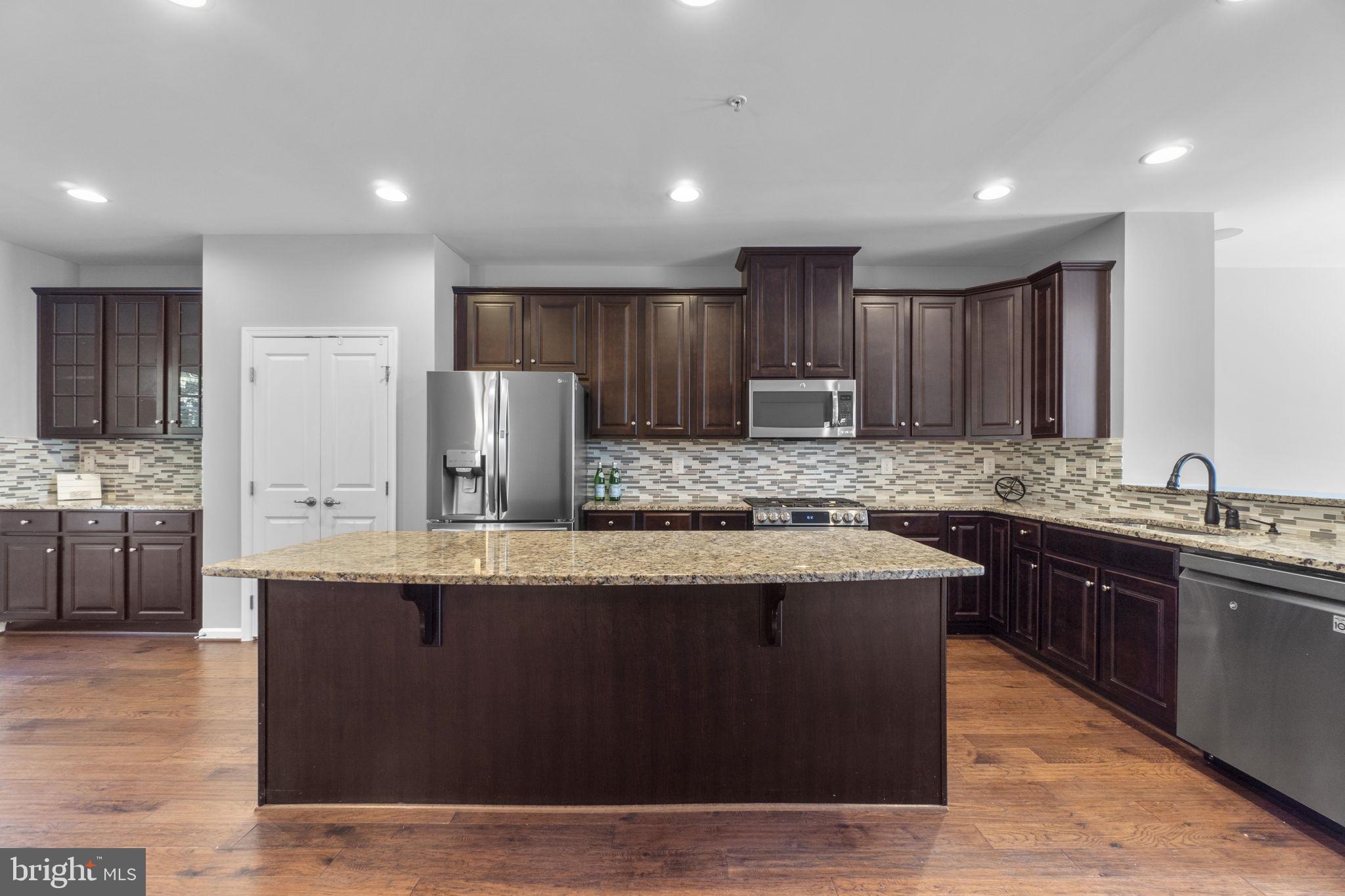 938 MAGNOLIA BLOSSOM COURT