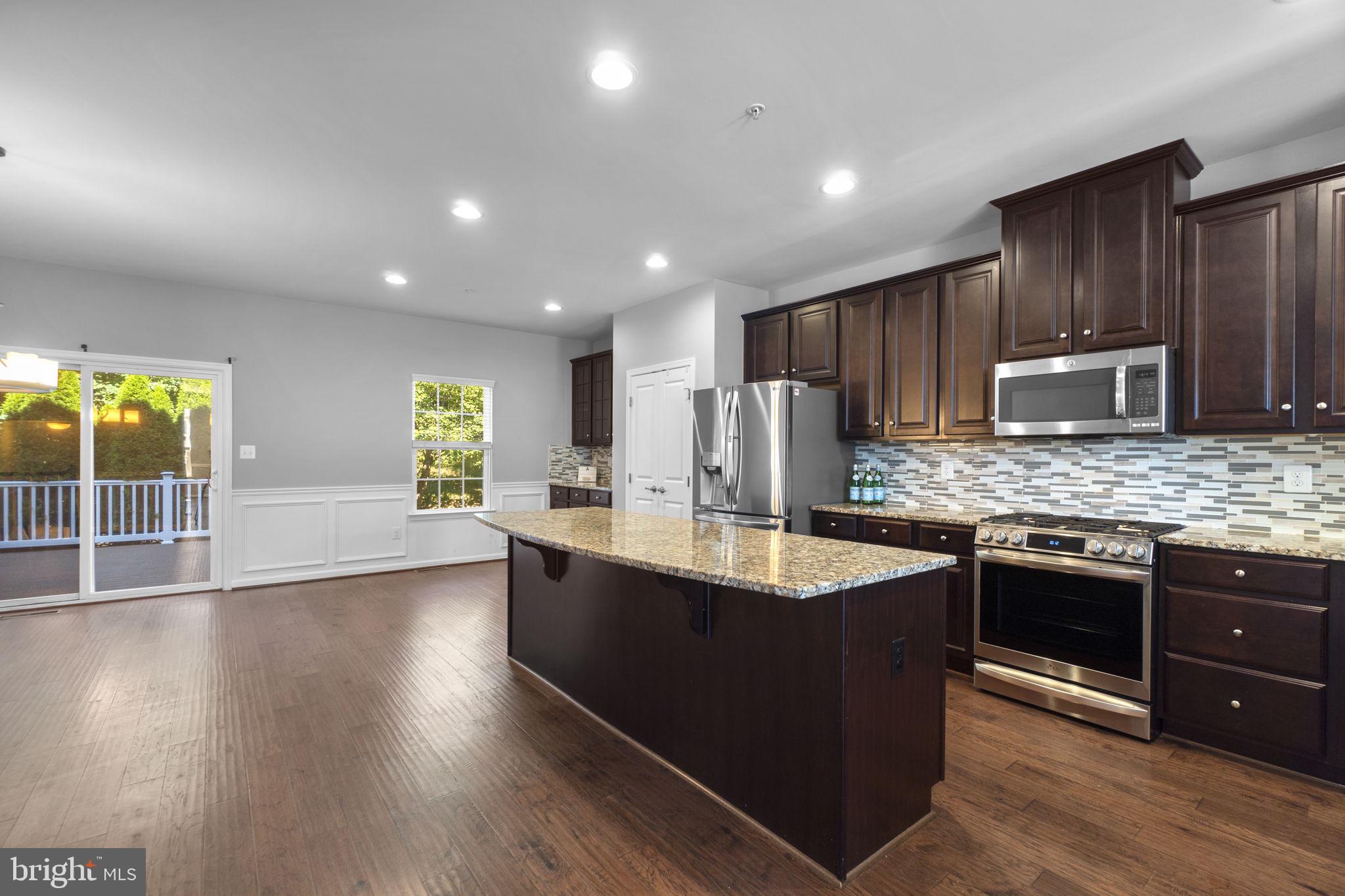 938 MAGNOLIA BLOSSOM COURT