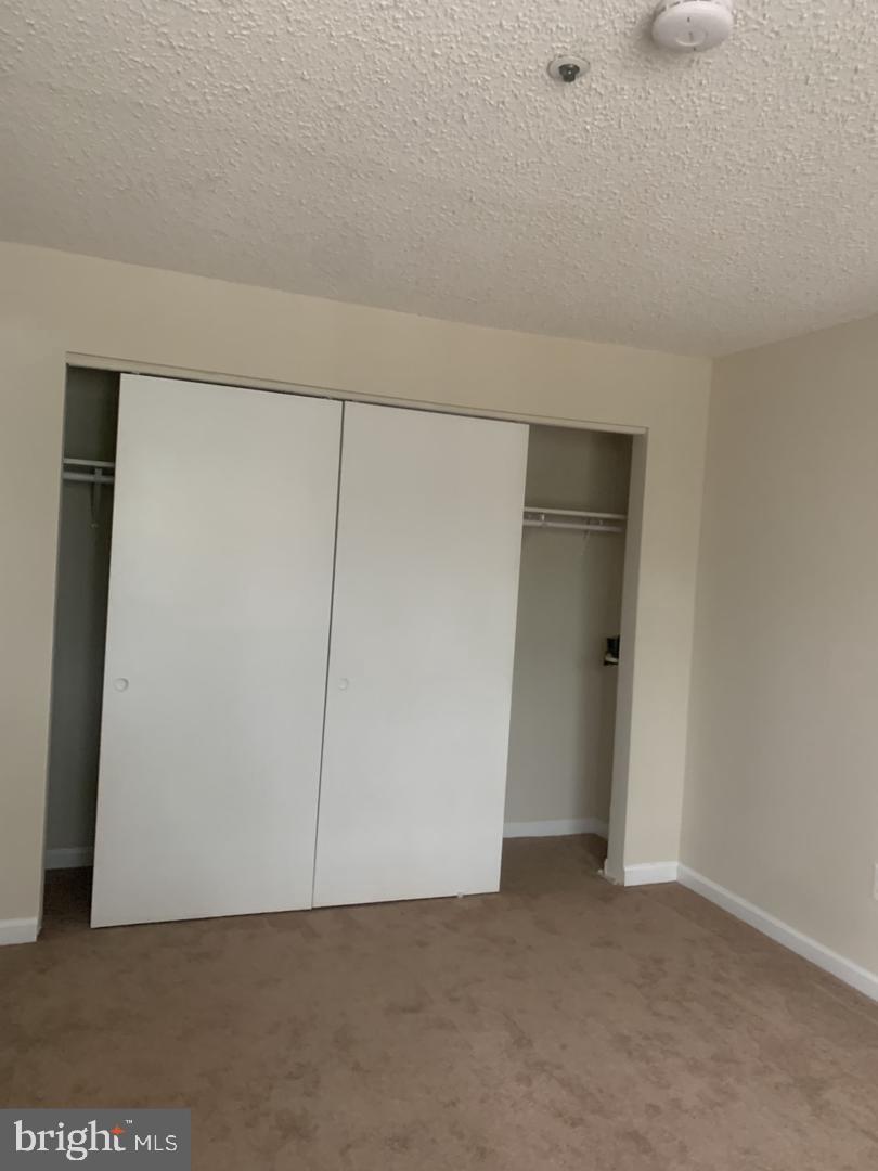 VISTAS AT LAUREL LAKES - Residential Lease