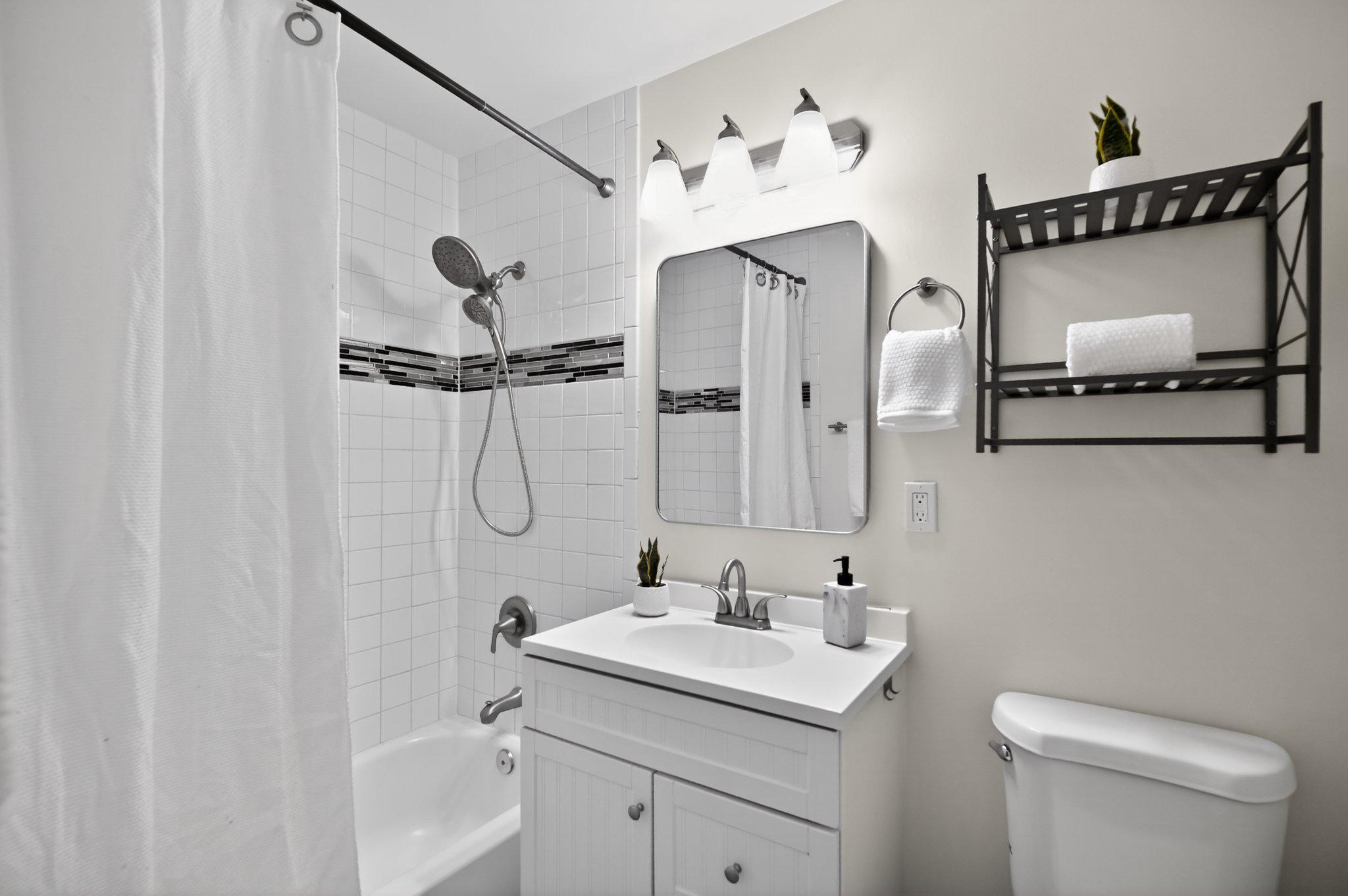 RESTON - Residential