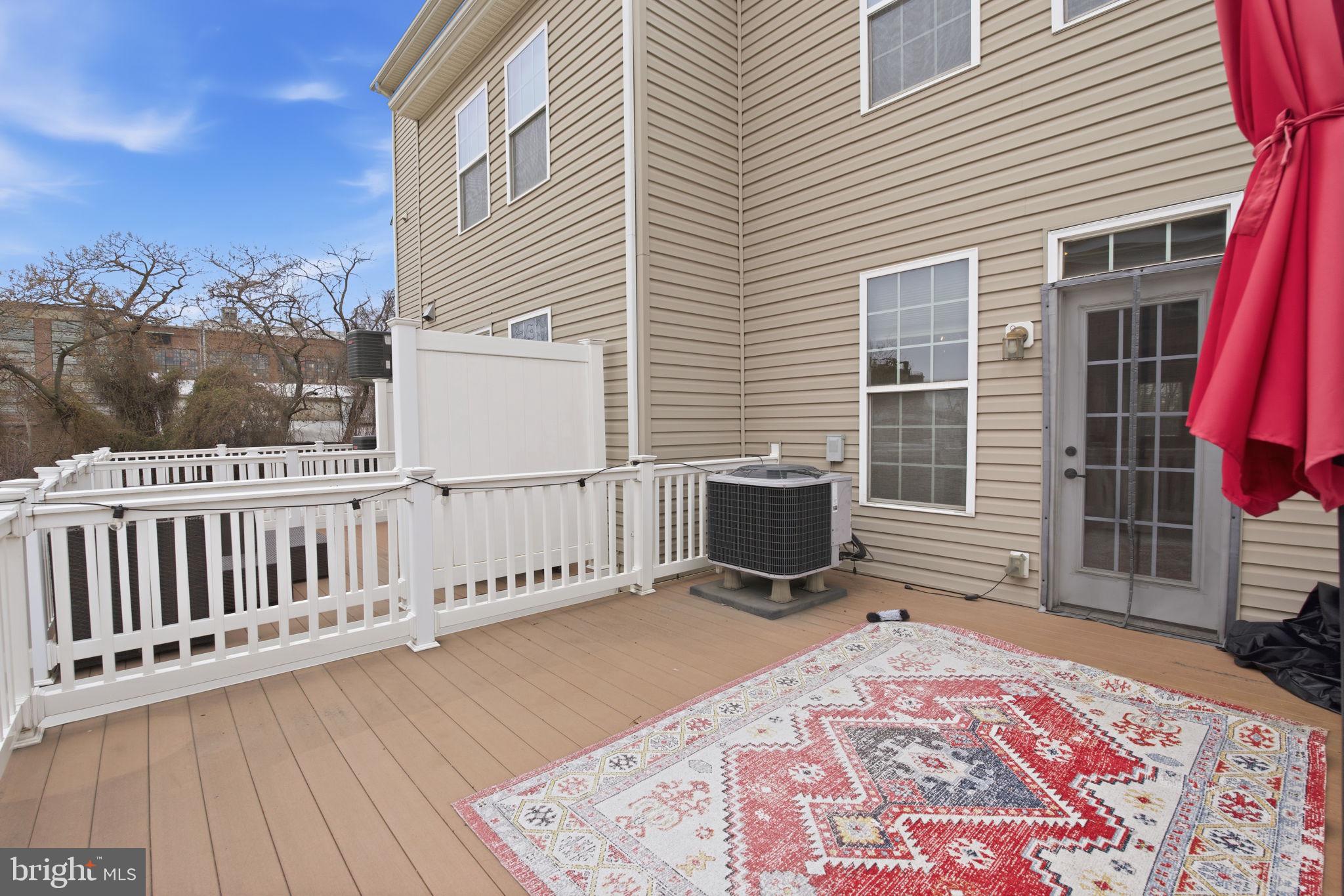 O'DONNELL SQUARE - Residential Lease