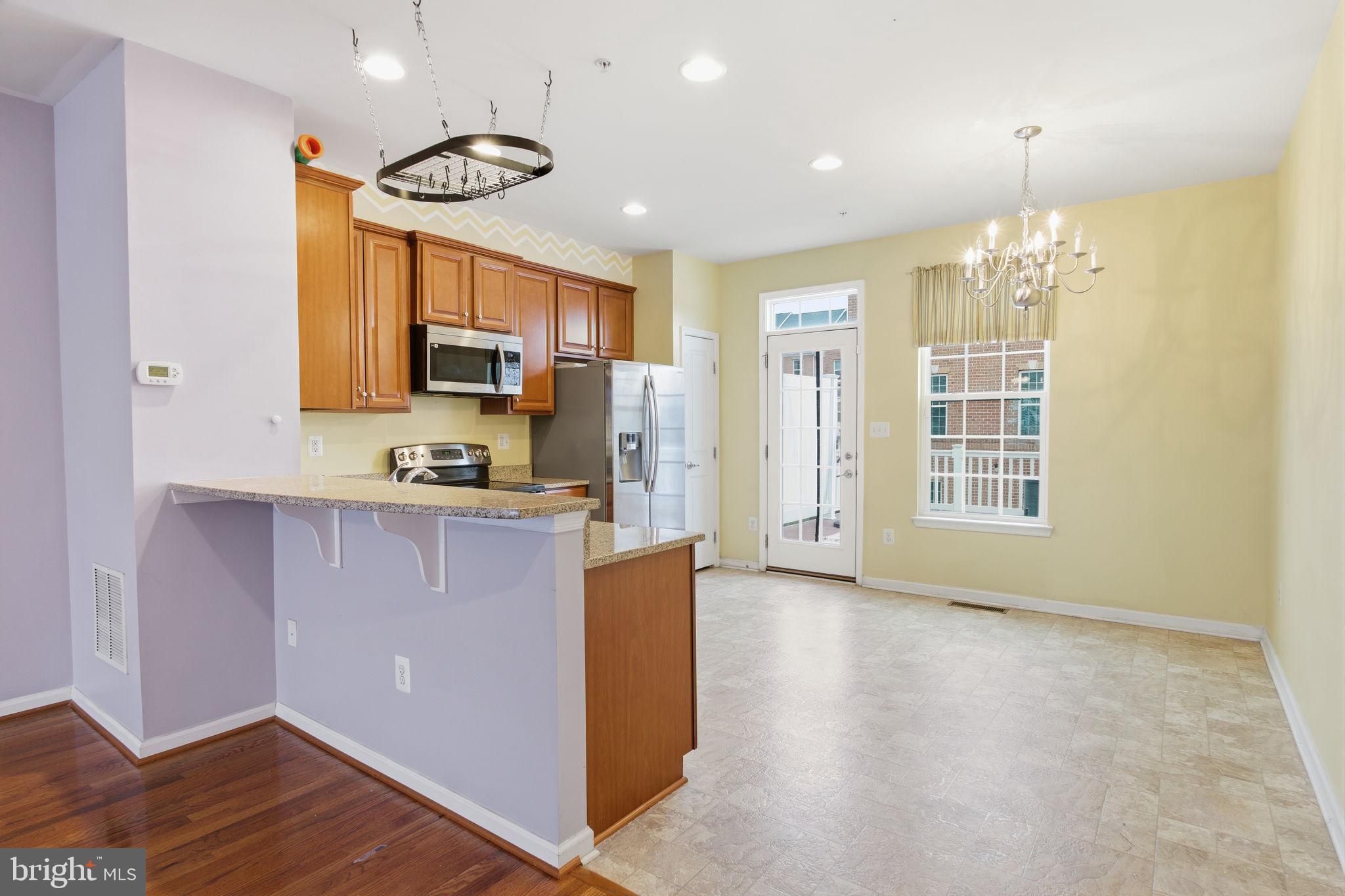 O'DONNELL SQUARE - Residential Lease