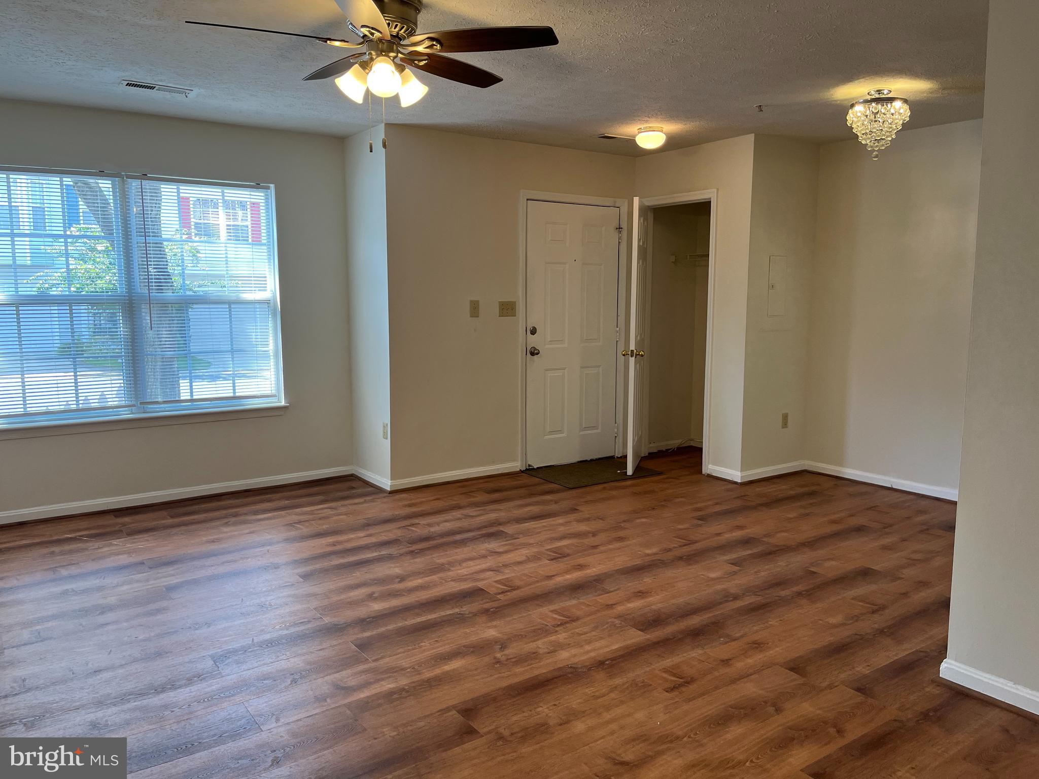 COLUMBIA PARK - Residential Lease