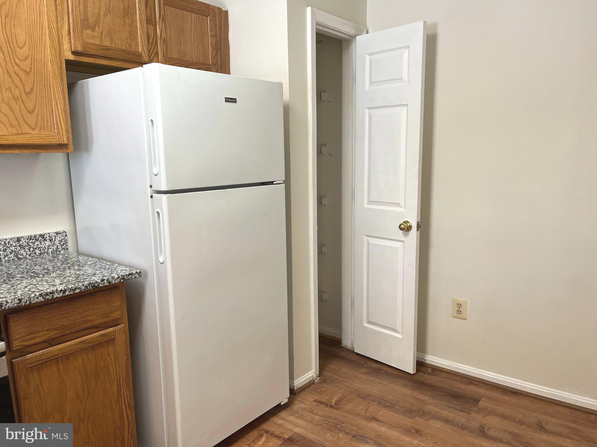 COLUMBIA PARK - Residential Lease