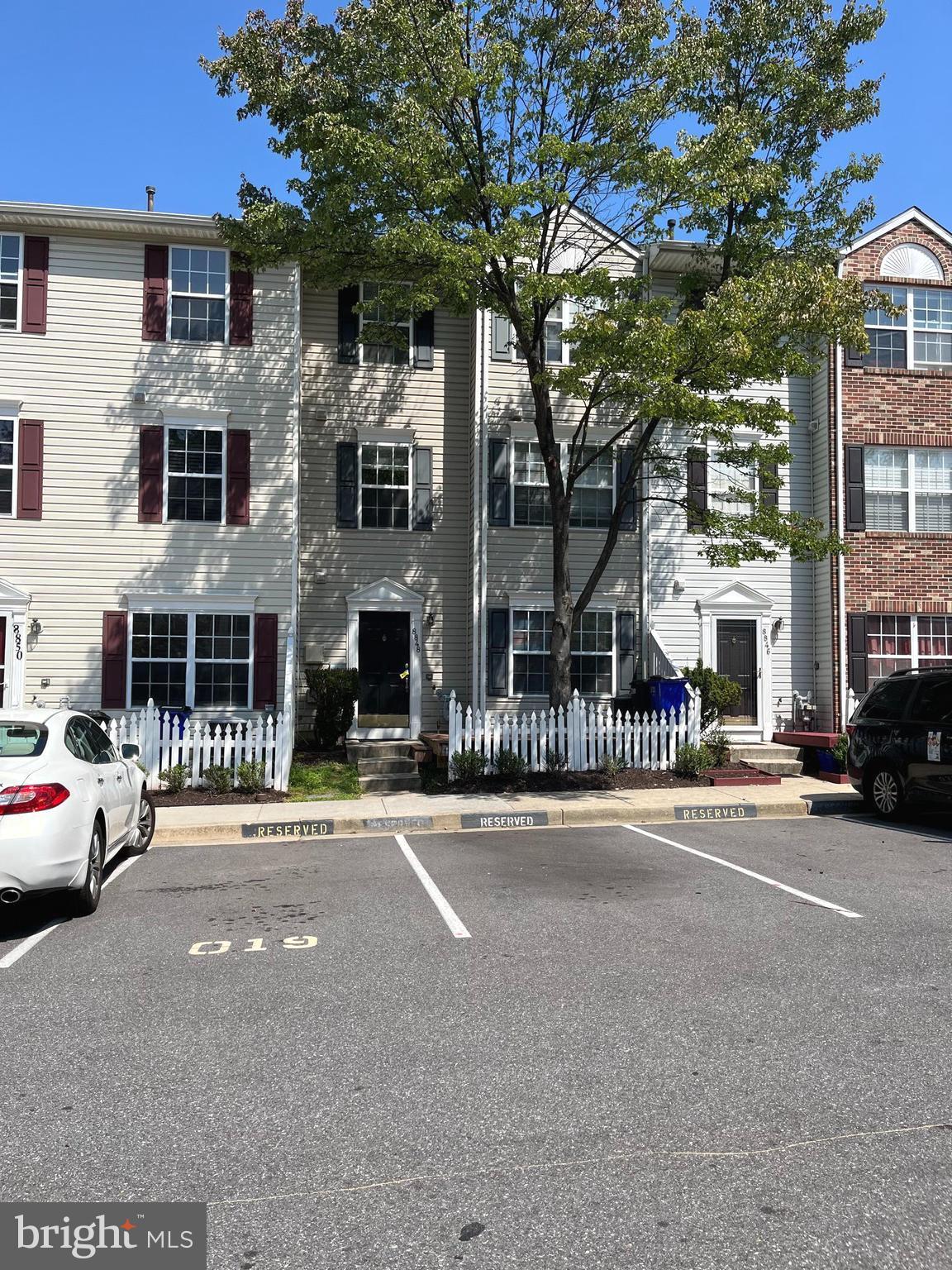 COLUMBIA PARK - Residential Lease