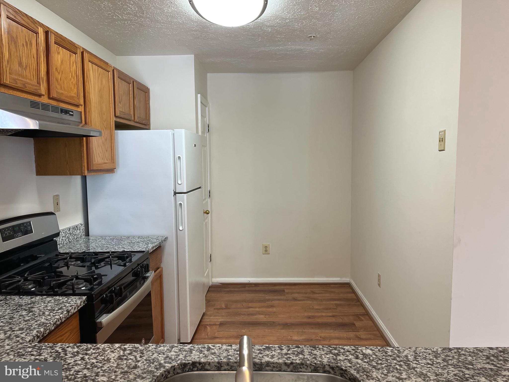 COLUMBIA PARK - Residential Lease