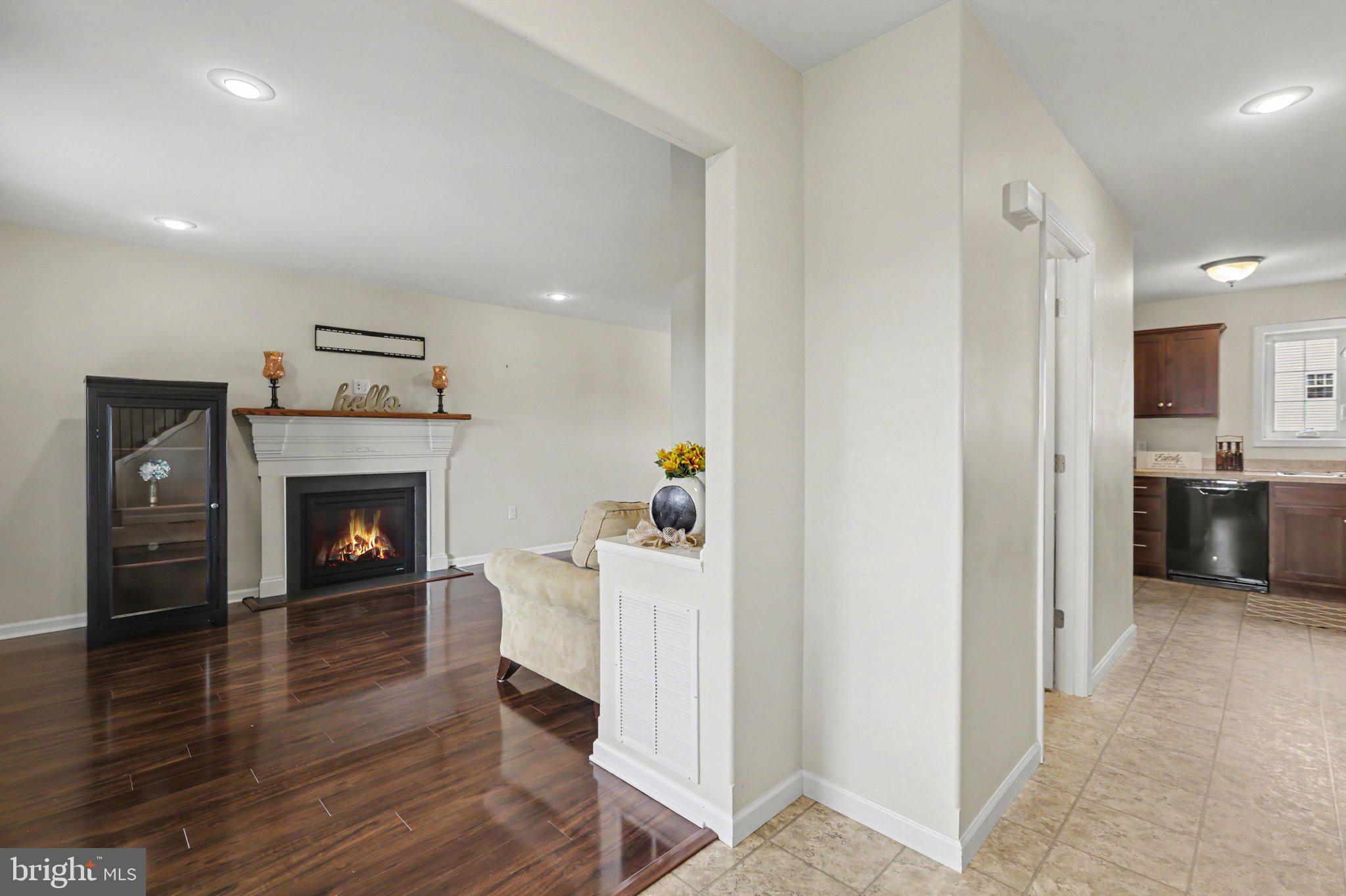 439 MEETING HOUSE SPRING ROAD