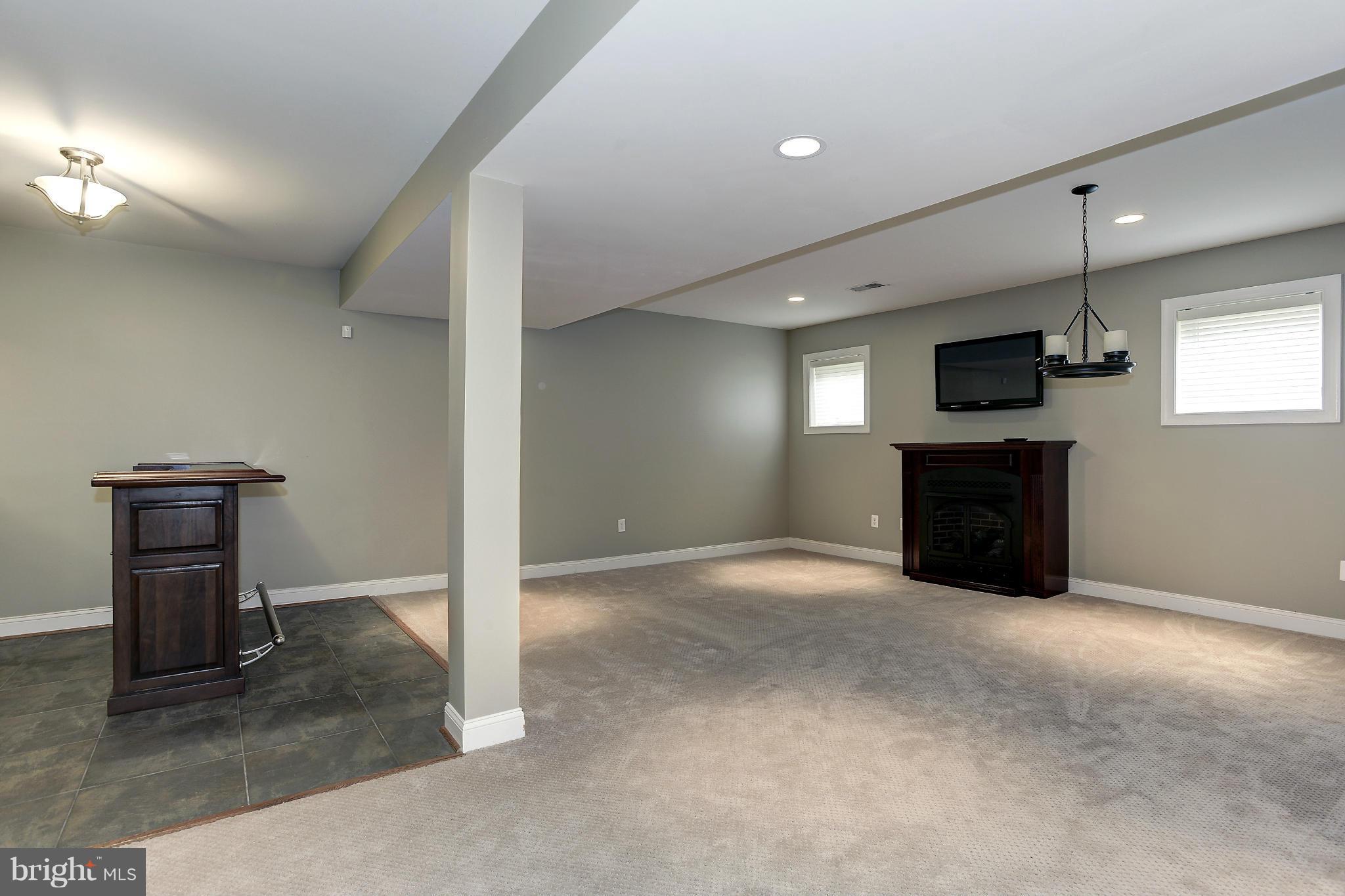 WOODMONT - Residential