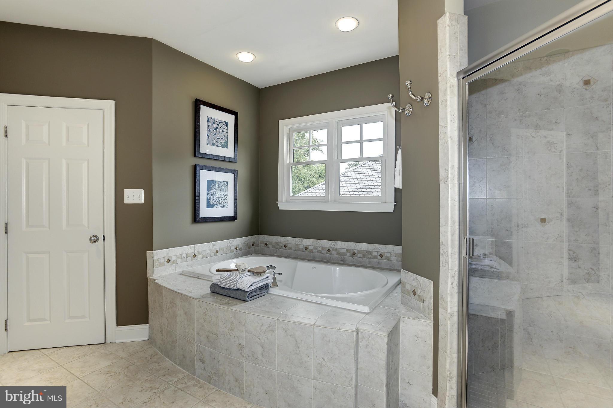 WOODMONT - Residential