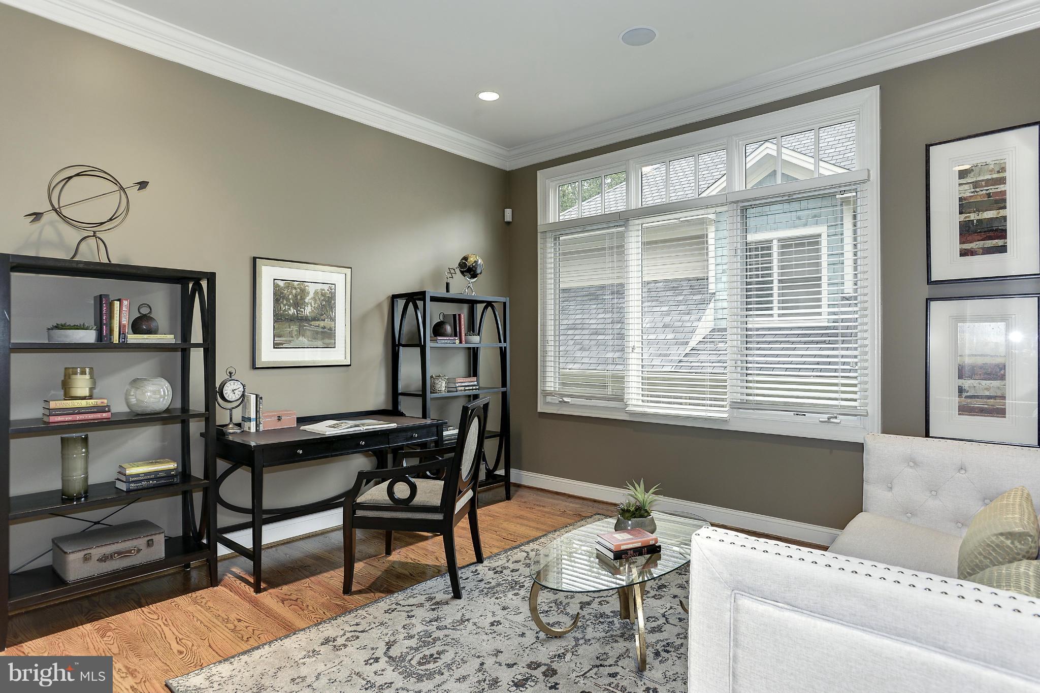 WOODMONT - Residential