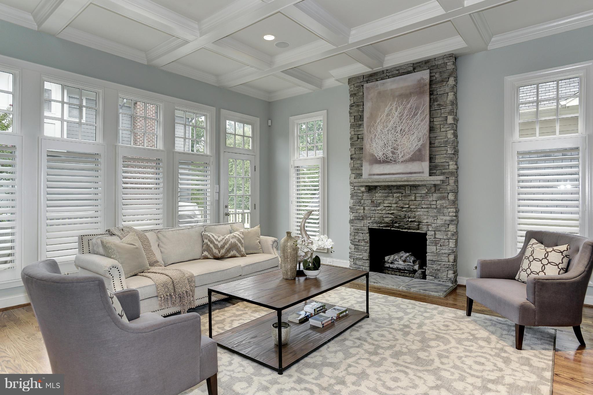 WOODMONT - Residential