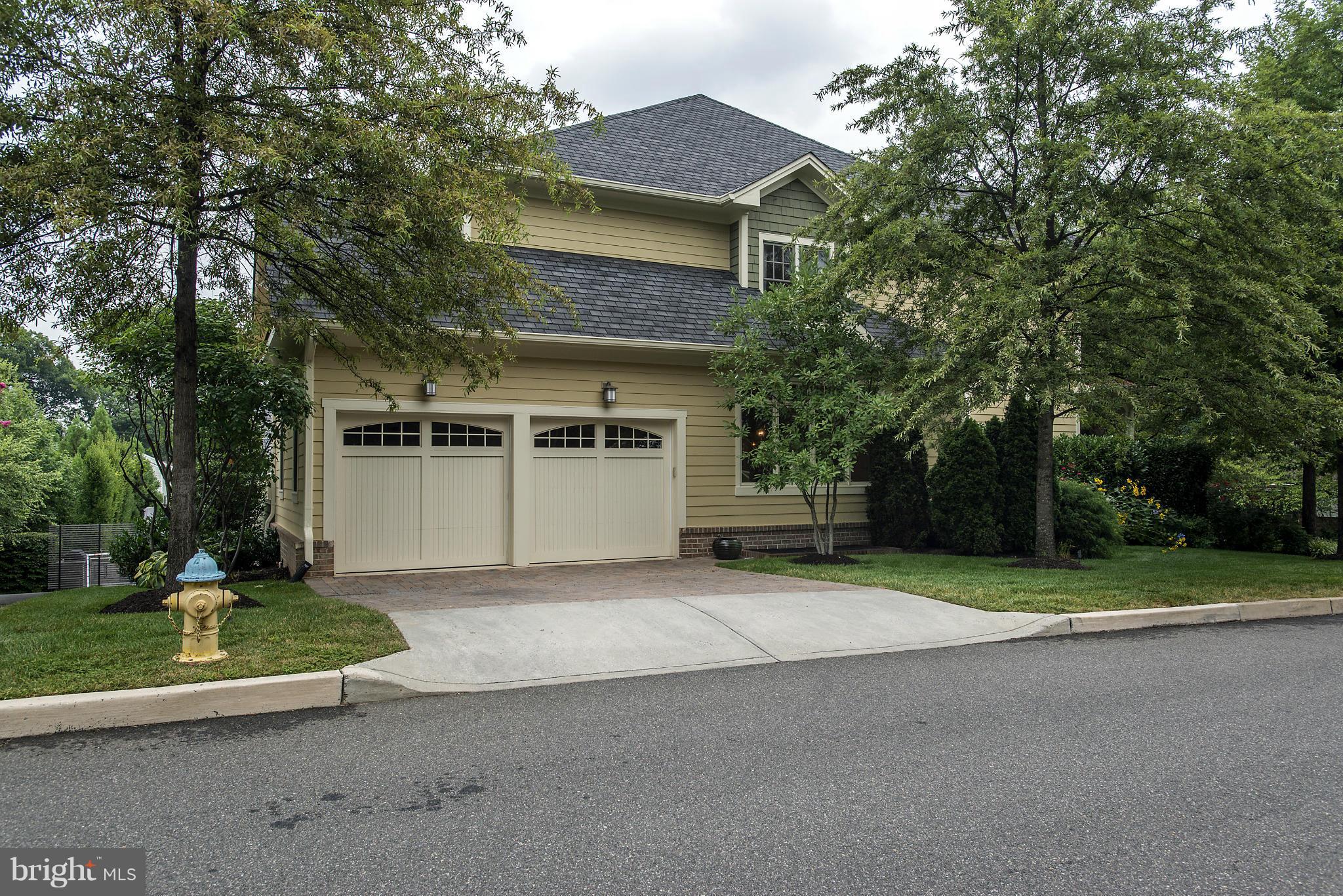 WOODMONT - Residential